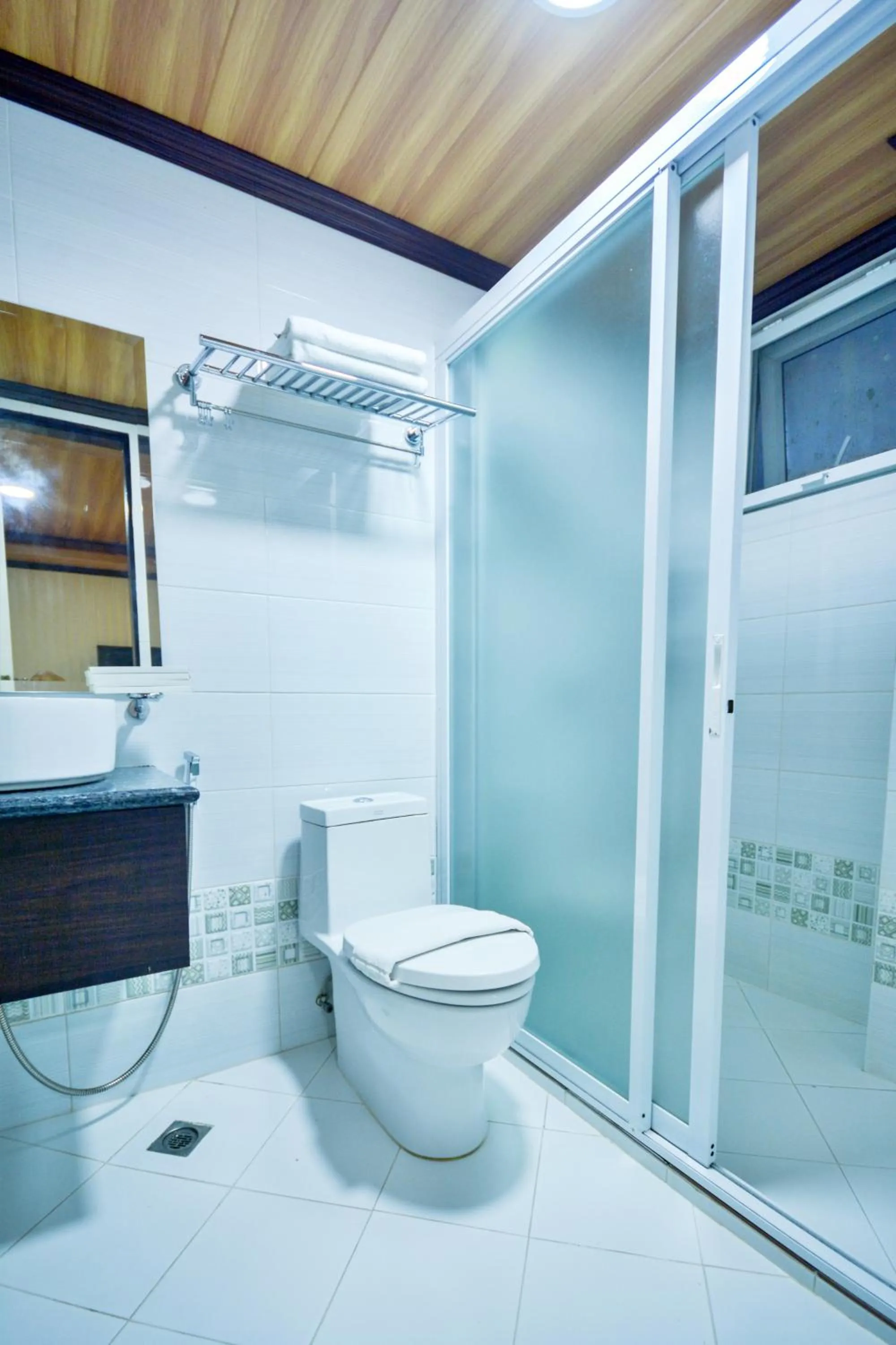 Bathroom in Diamond Water Edge Resort