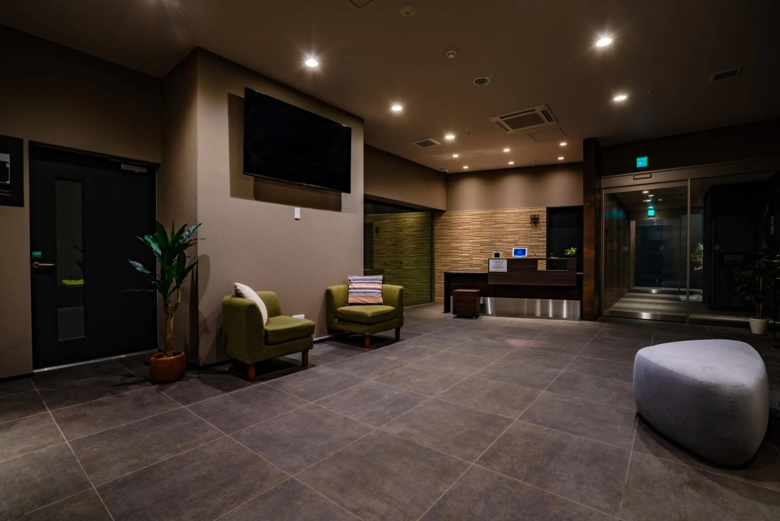 Lobby or reception in Randor Hotel Sapporo Suites