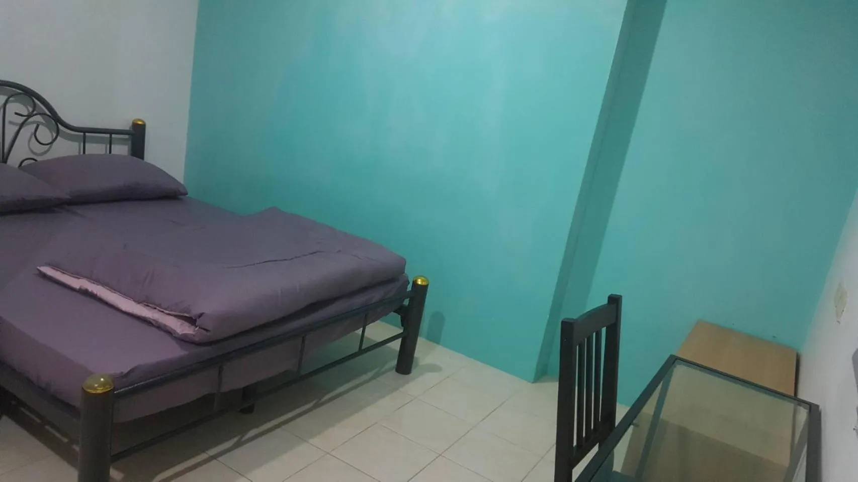 Bed in JS mansion