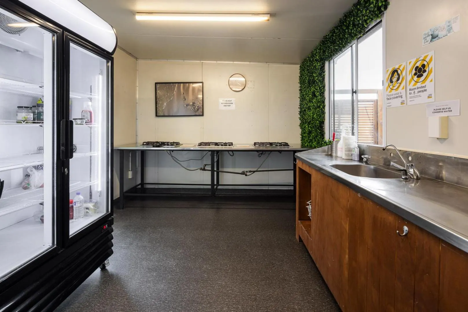 Communal kitchen in Tatapouri Bay