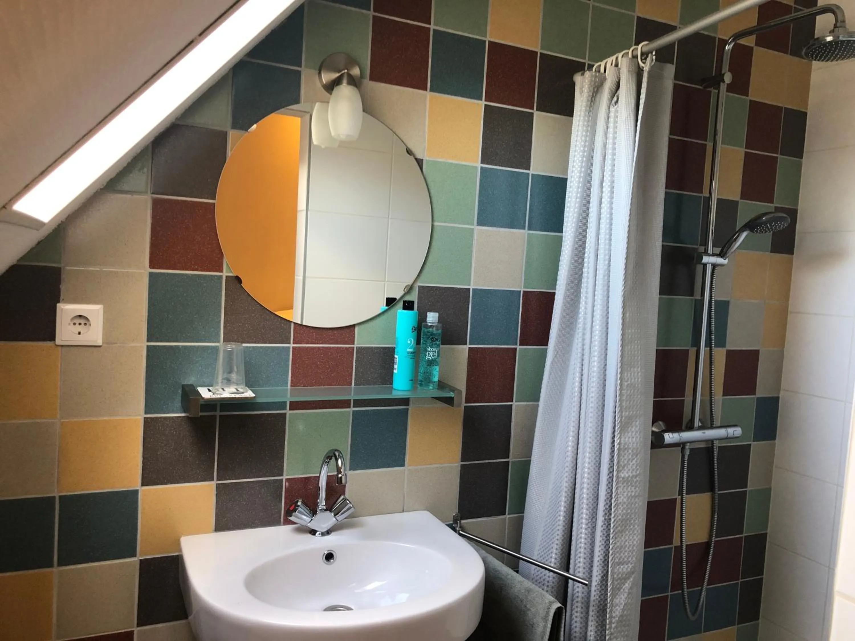 Bathroom in Slaopen en Stoet