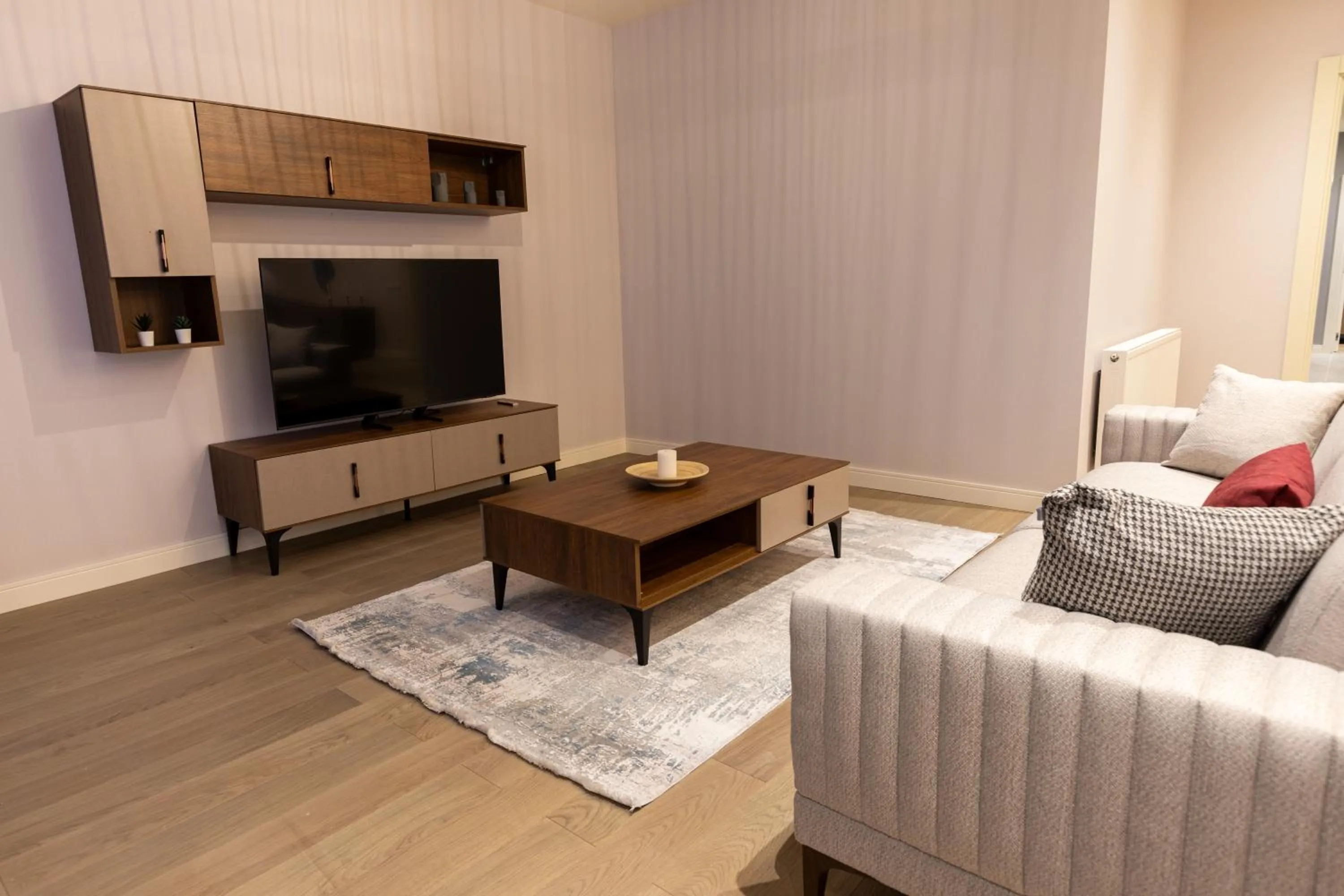 Communal lounge/ TV room in Dreamland Golf Hotel Baku