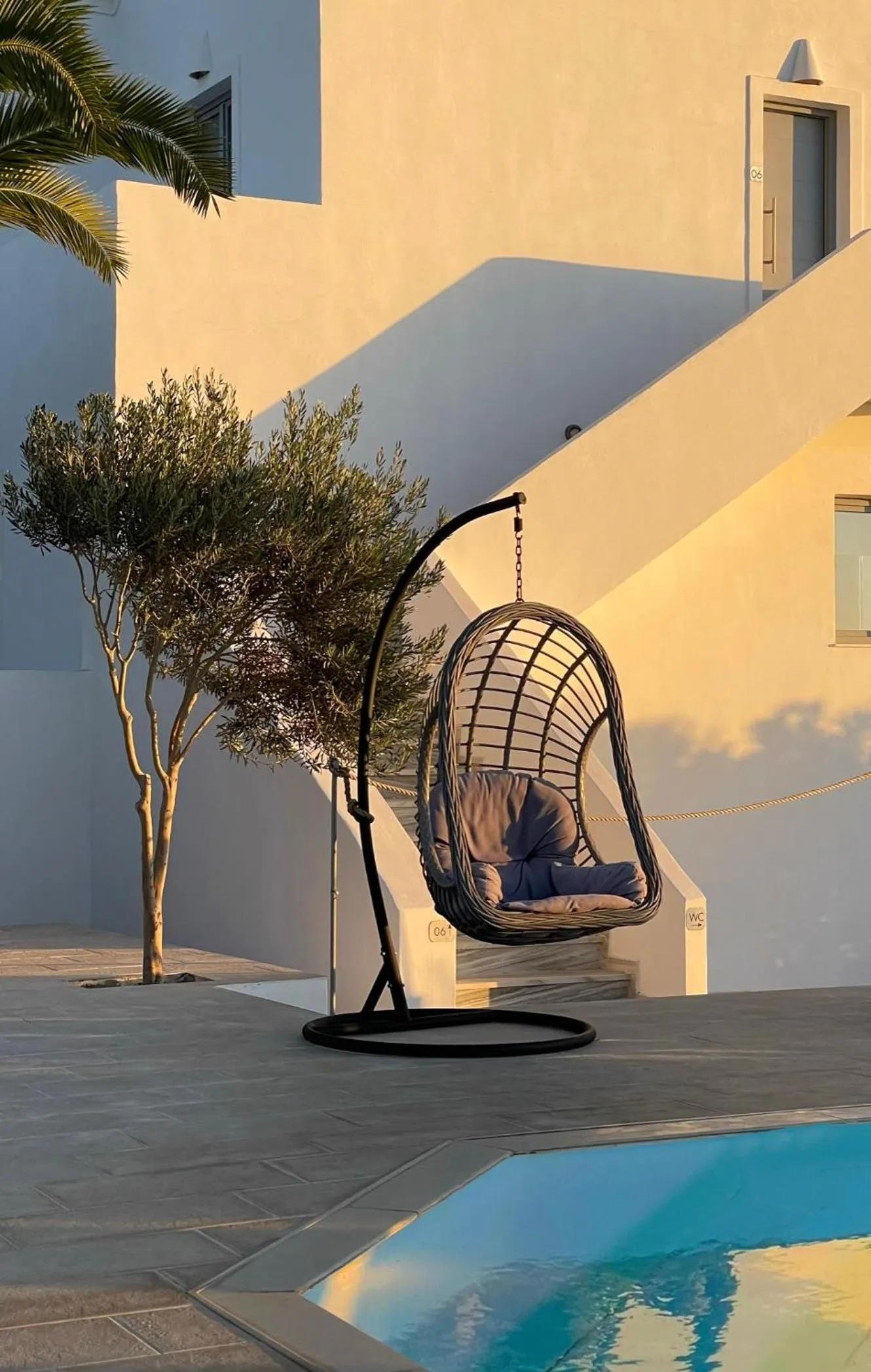 Patio in Hermoso Luxury Suites