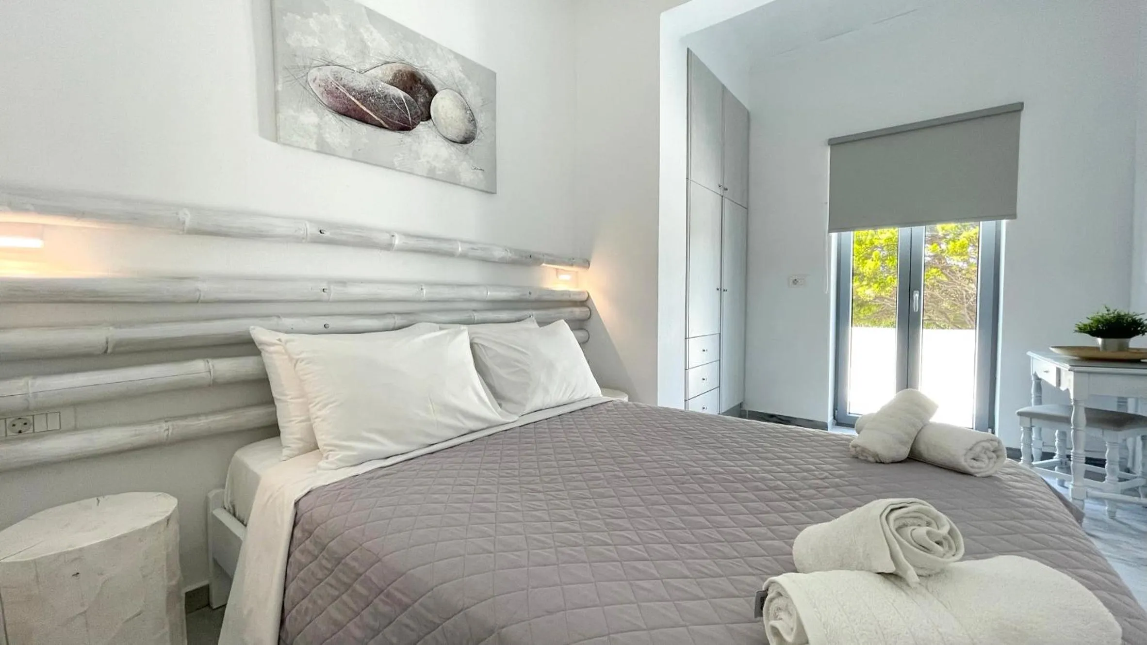 Bedroom, Bed in DL Santorini