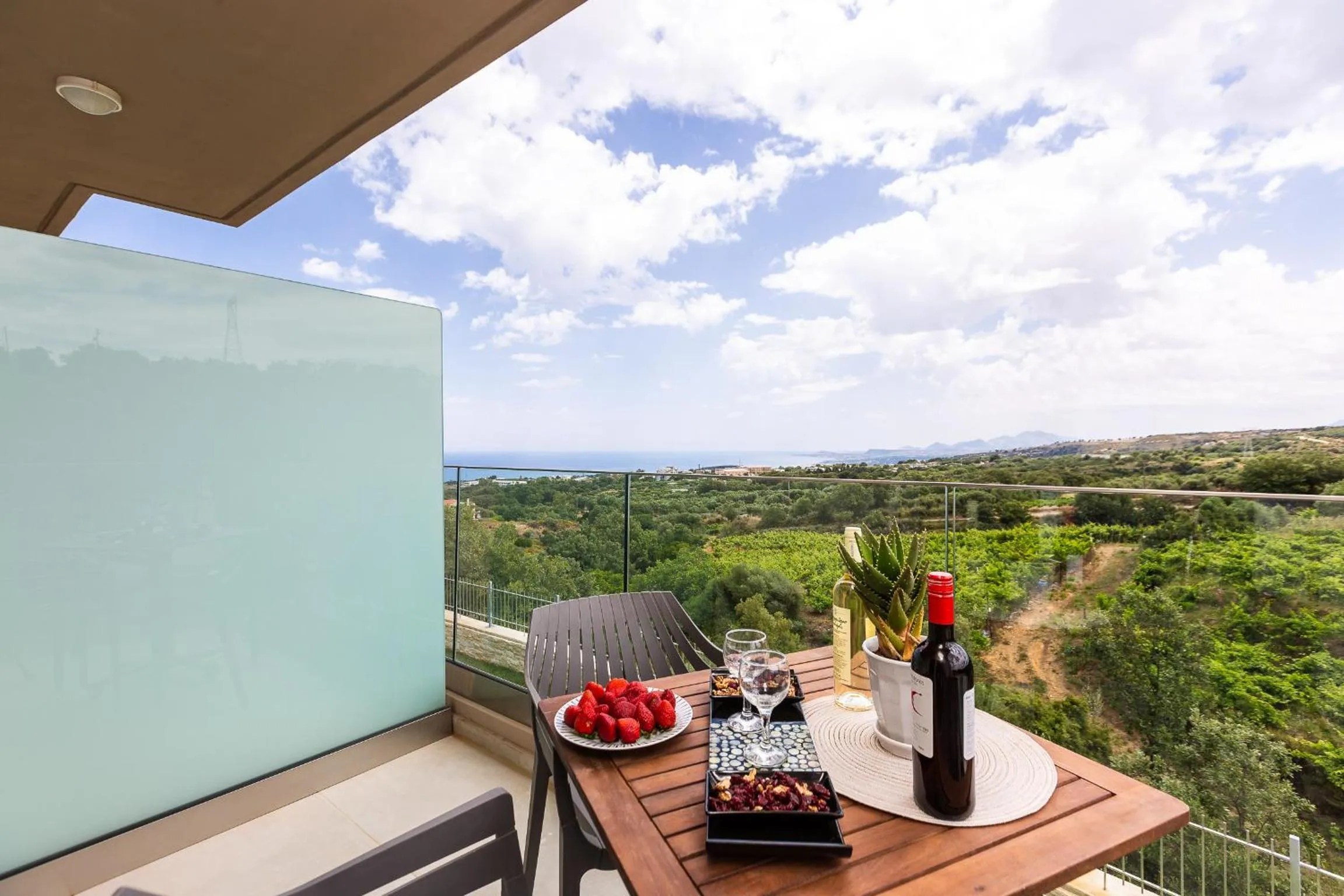 Natural landscape in Vigla Suites