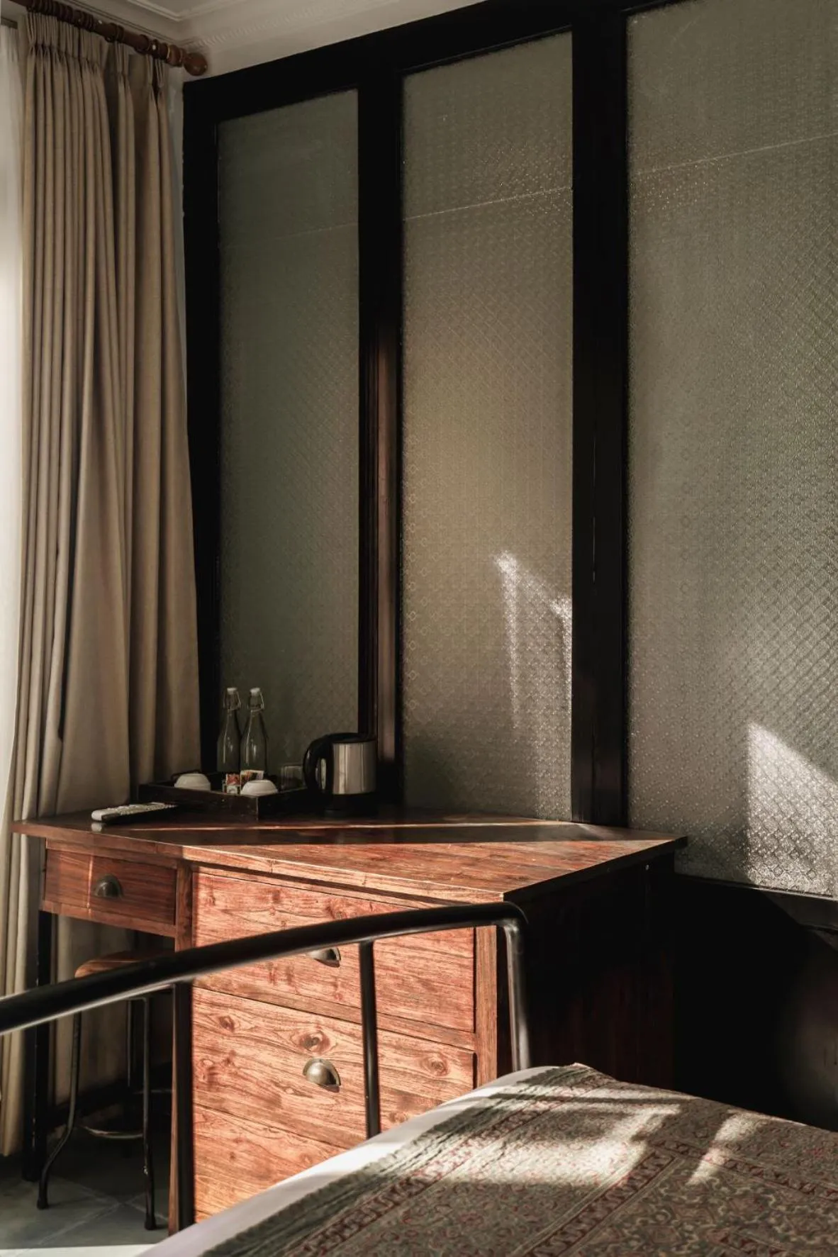 hair dresser in Brown Feather Hotel