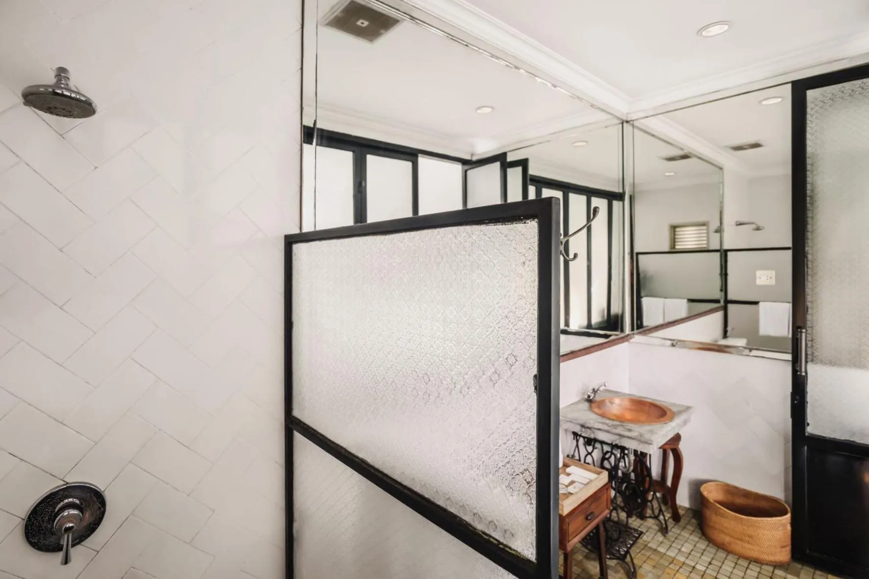 Bathroom, Bed in Brown Feather Hotel