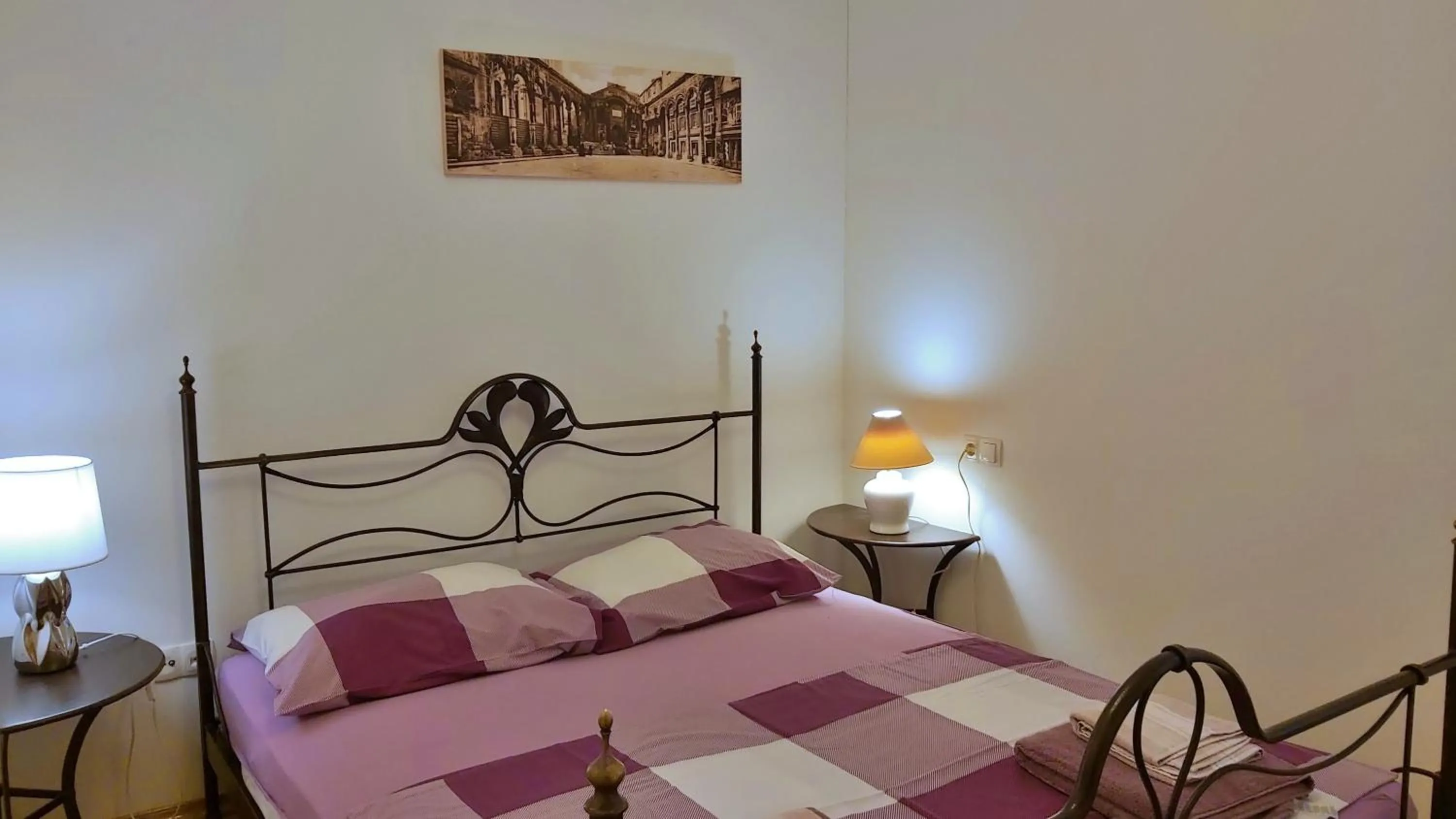 Apartment Lora