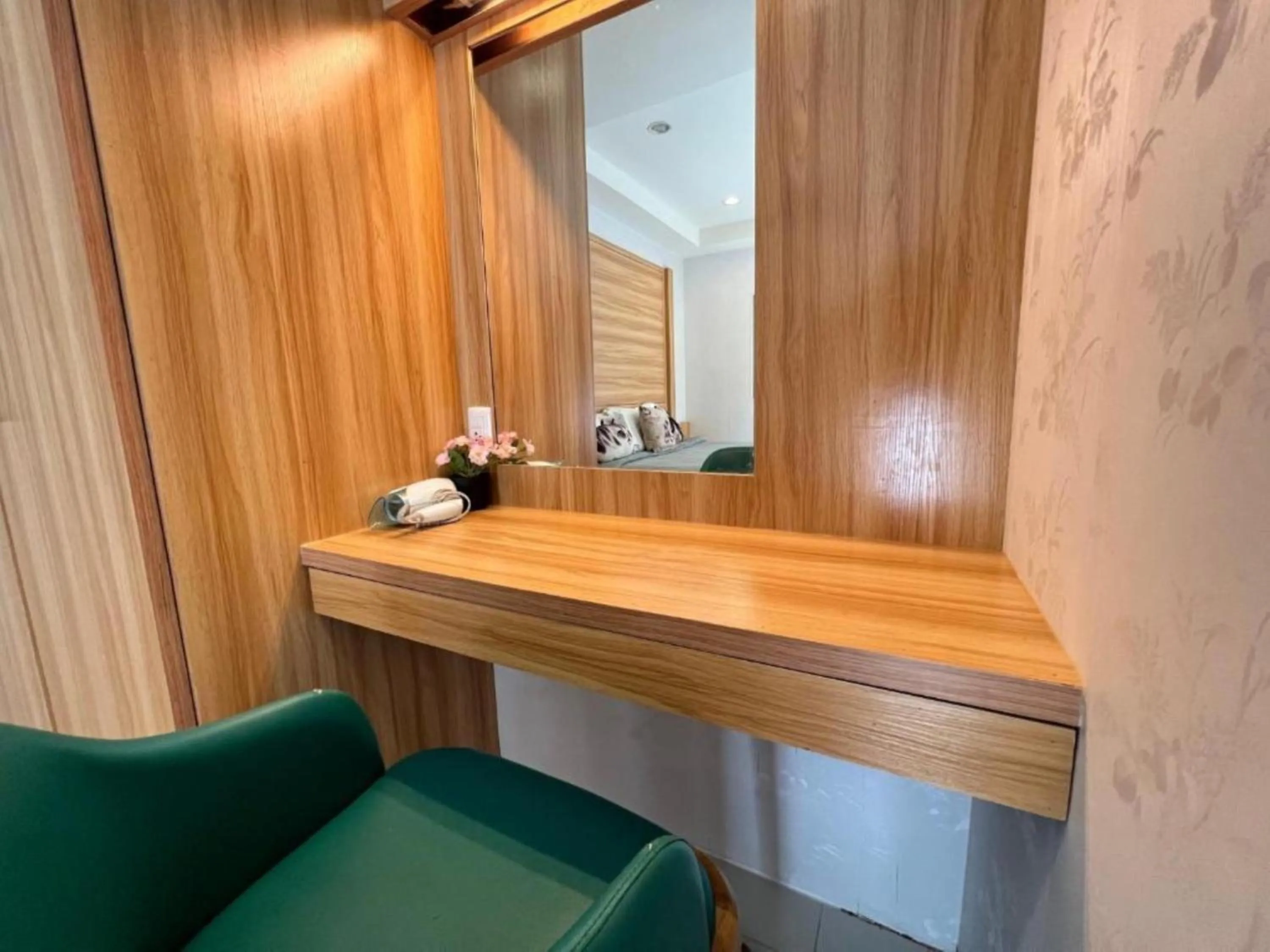 Bedroom in Cat Story Hotel