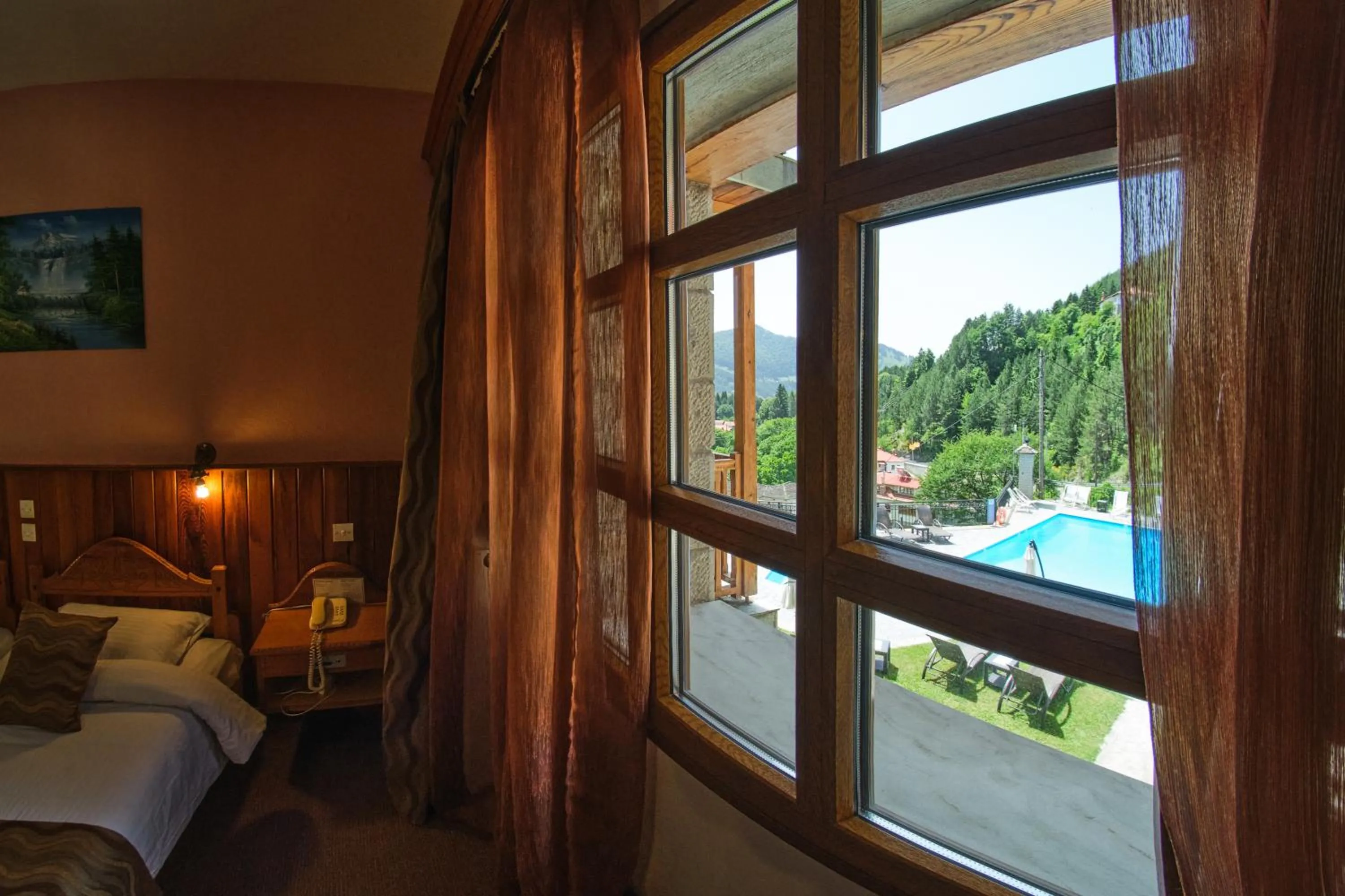 Bed in Hotel Victoria