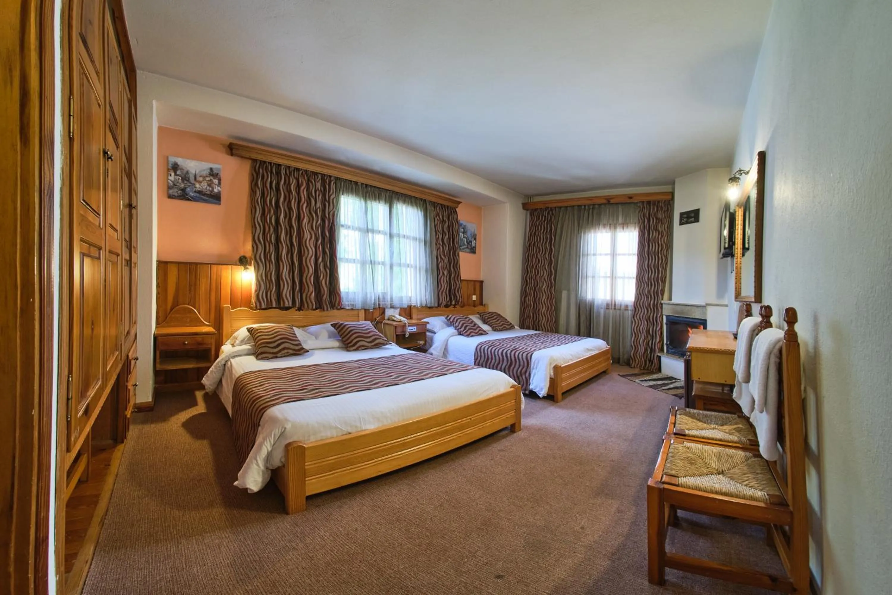 Photo of the whole room, Bed in Hotel Victoria