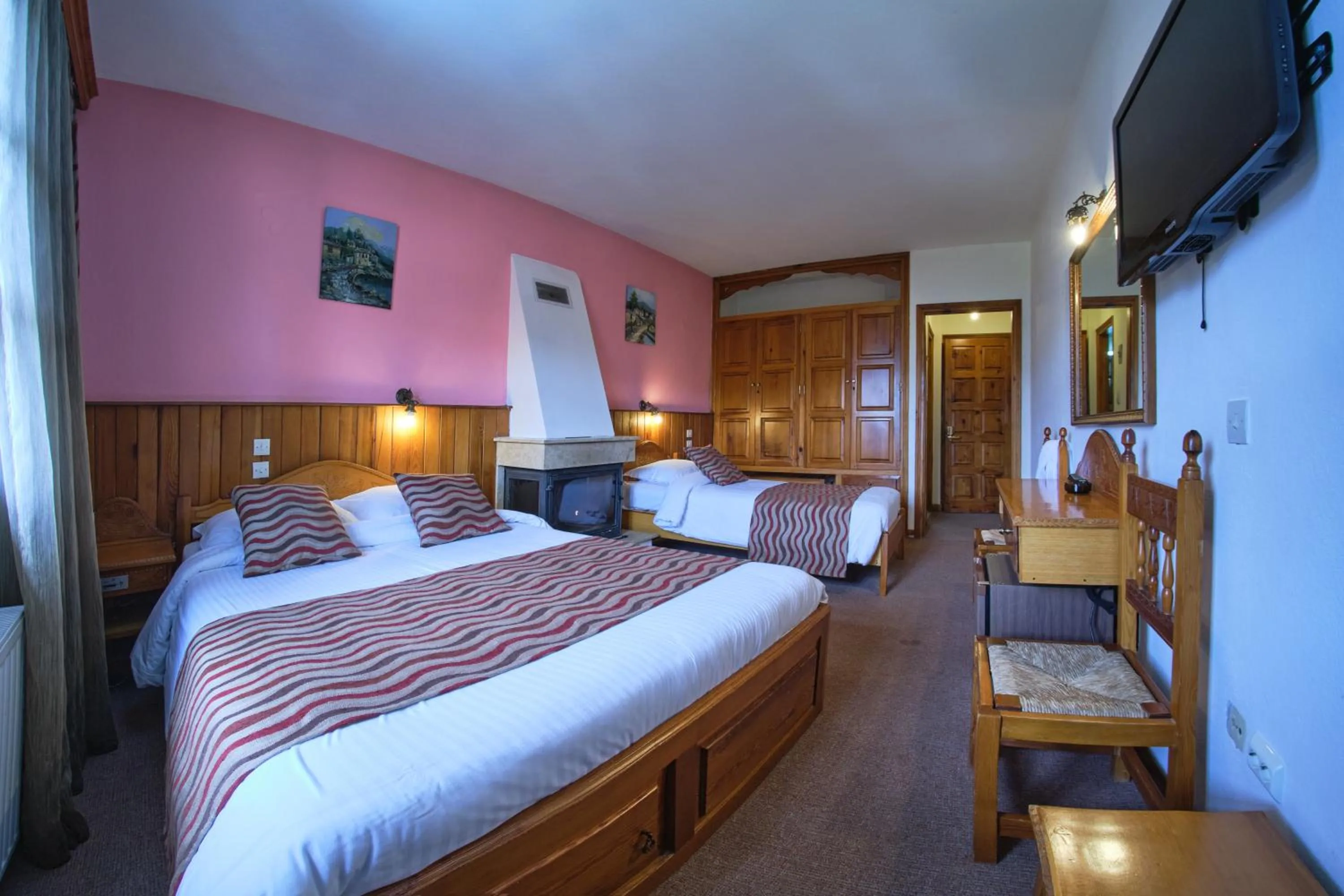 Bed in Hotel Victoria