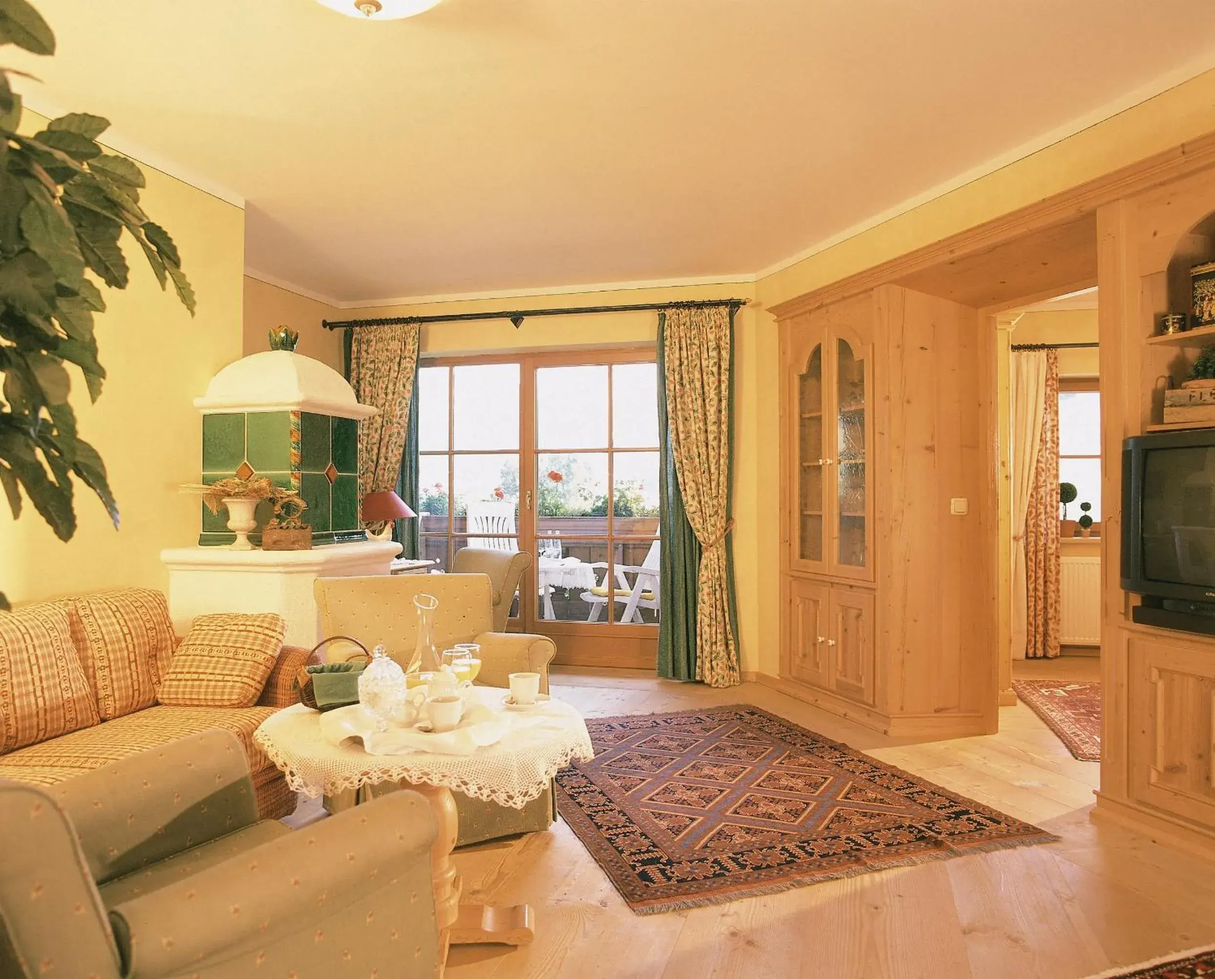 Family Suite in Das Traditionshotel Schwarzer Adler Family Suite in Das Traditionshotel Schwarzer Adler