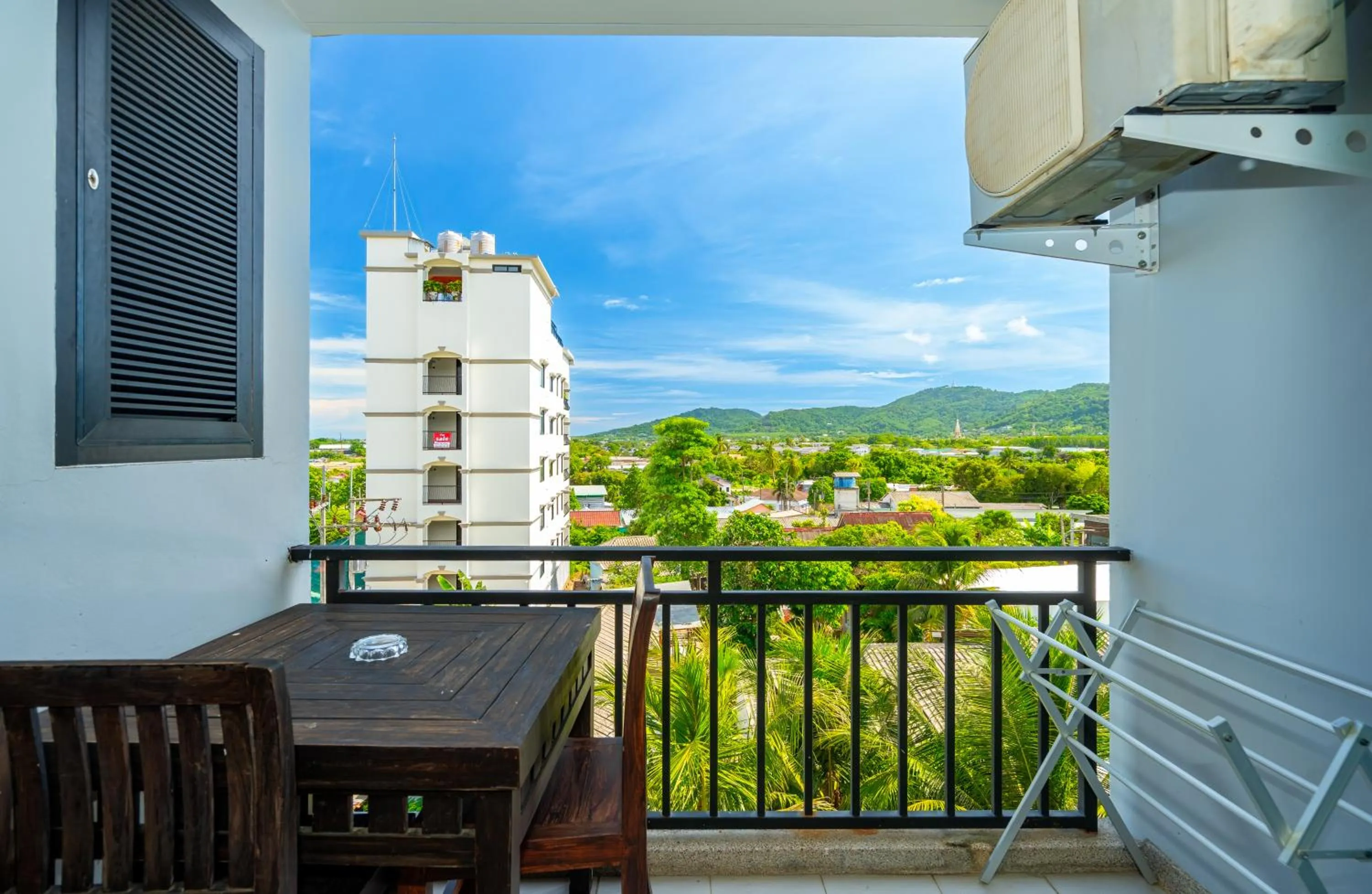 Day in Anchan Boutique Hotel