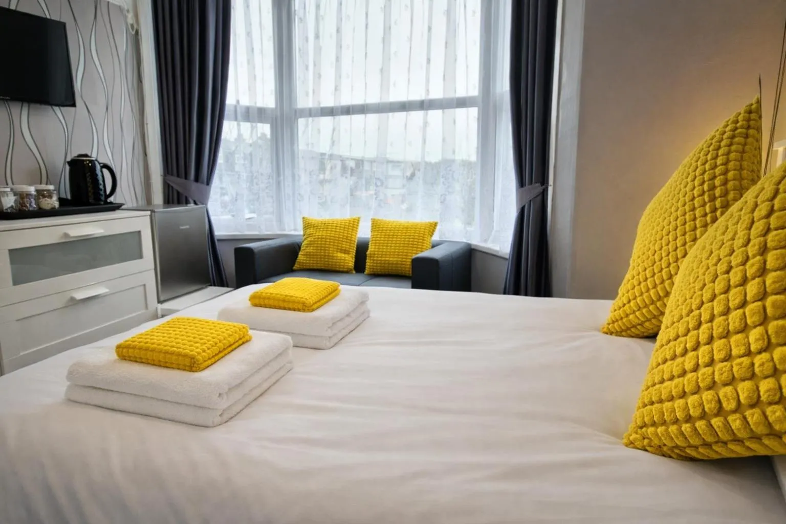 Bed in The Roslyn Guest House