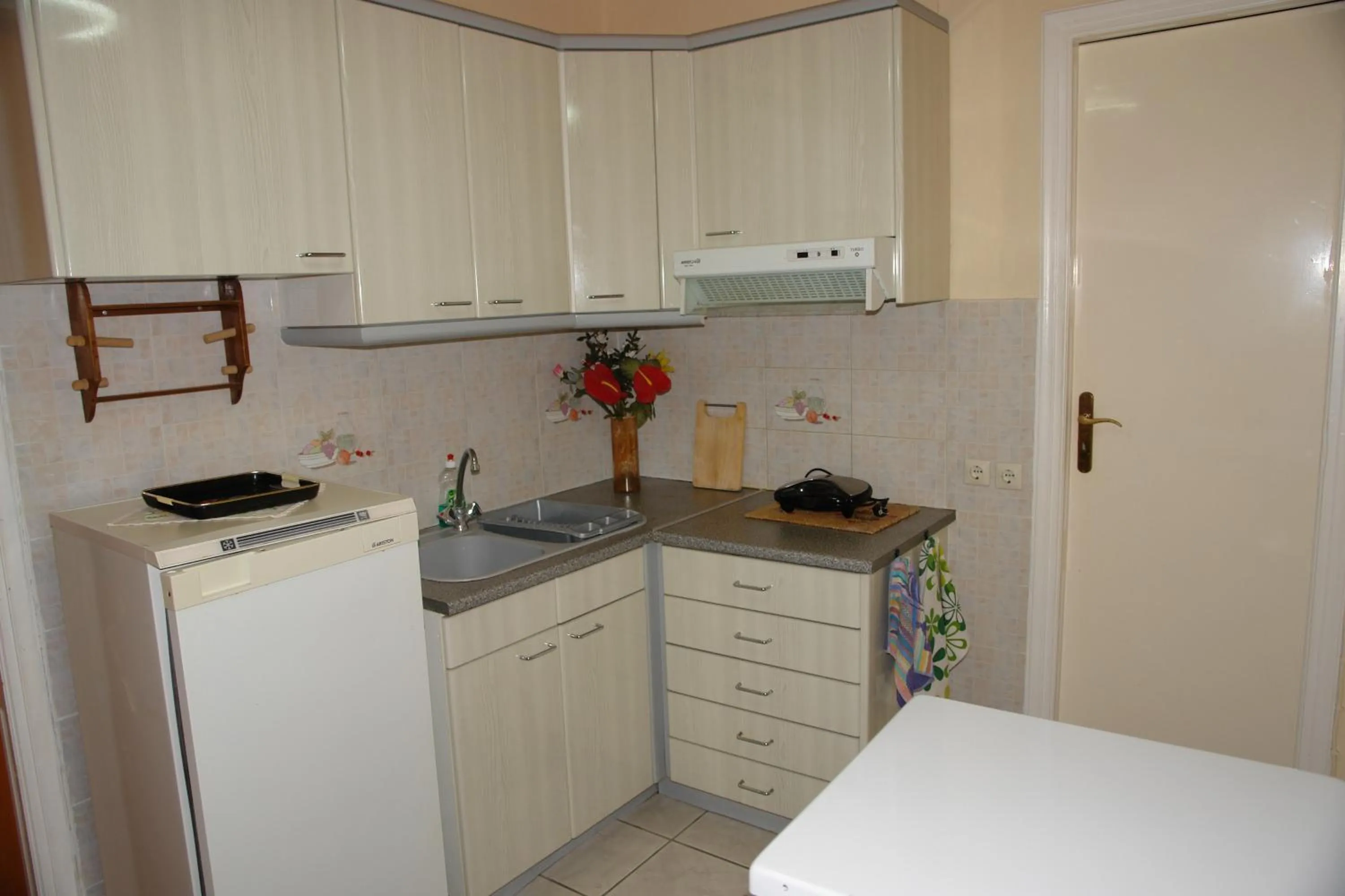 Kitchen or kitchenette in Villa Nefeli