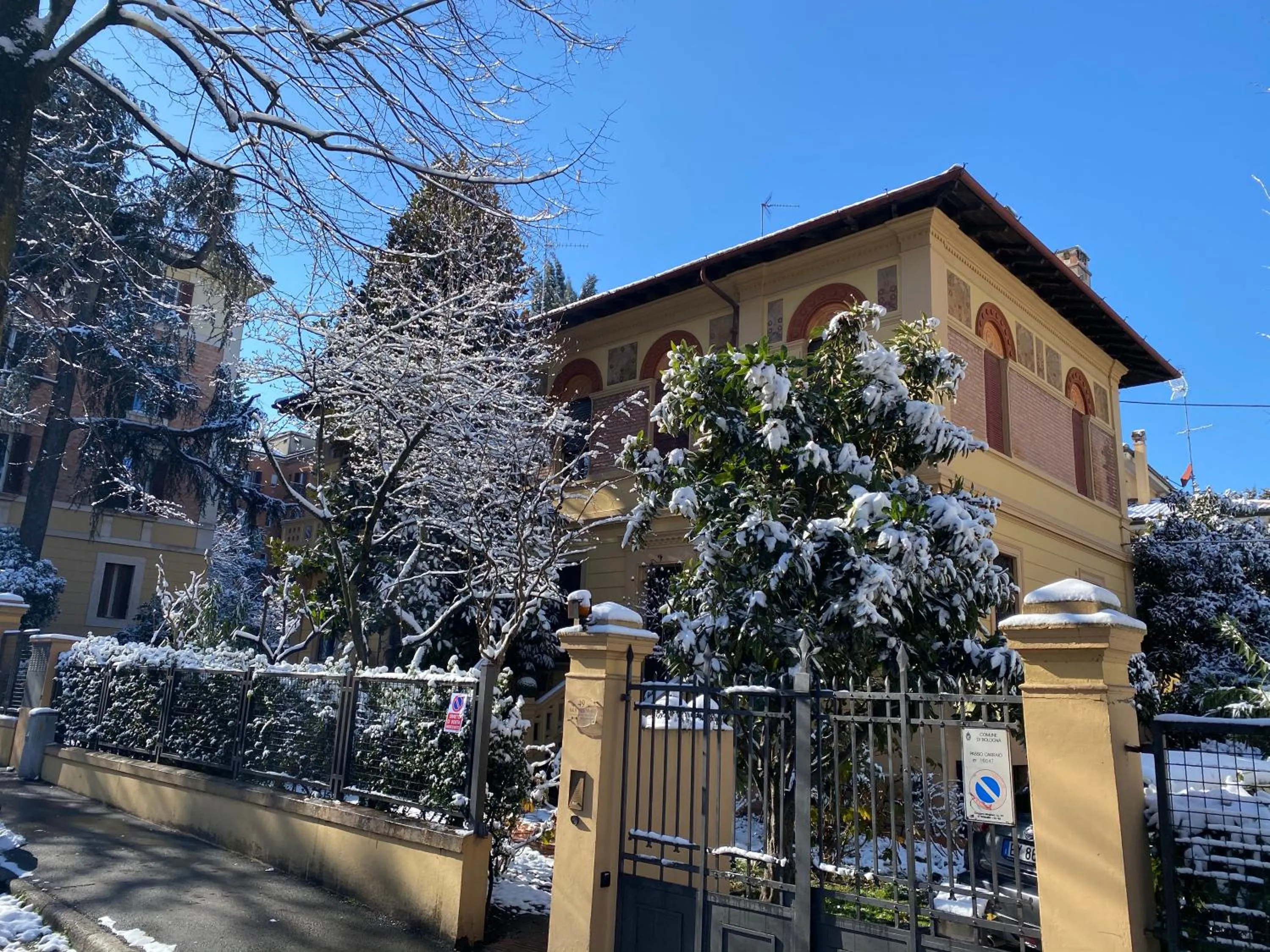 Property building in VILLA MASI Rental Rooms