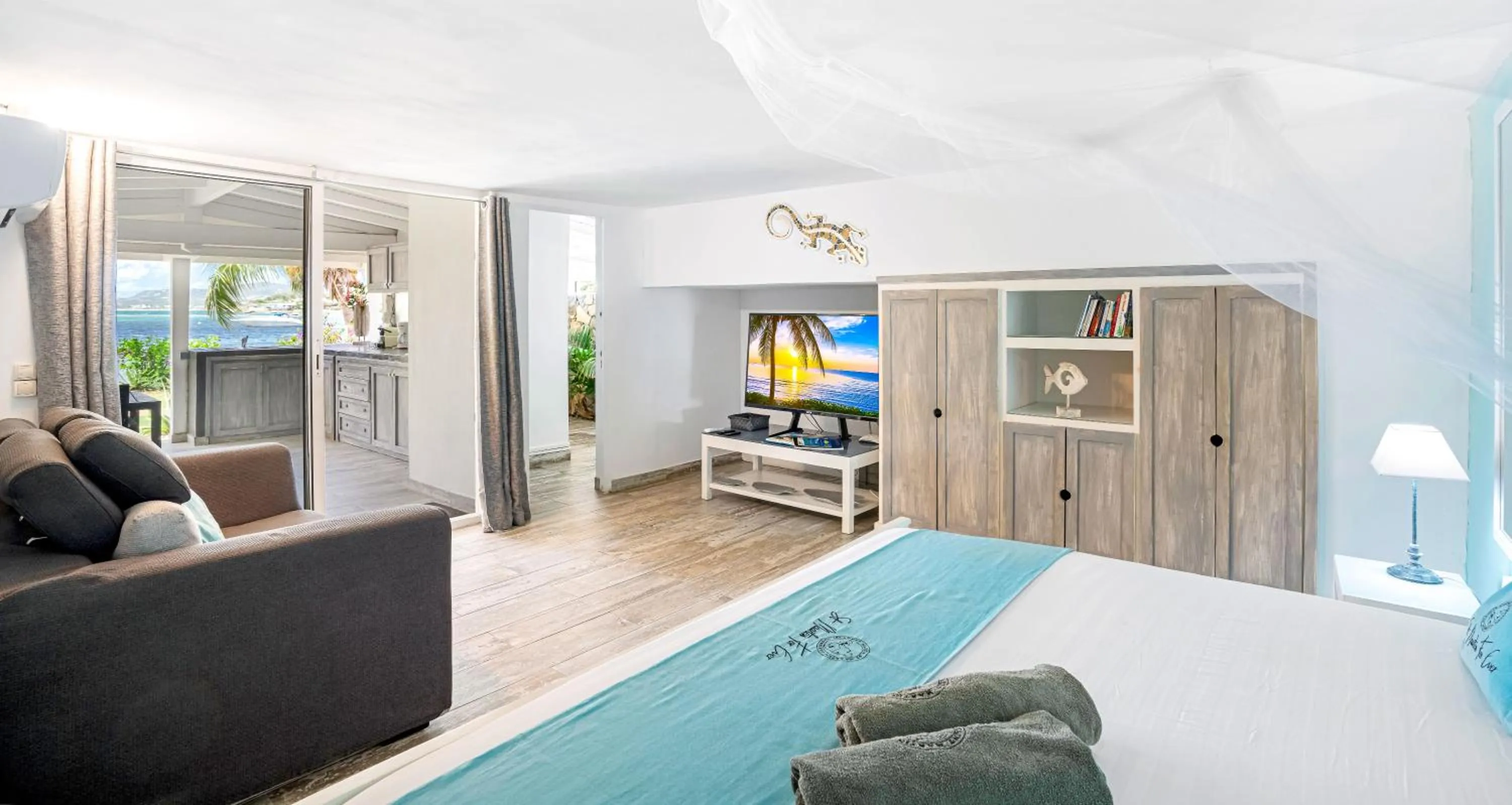 TV and multimedia, Bed in Studio Stmartin