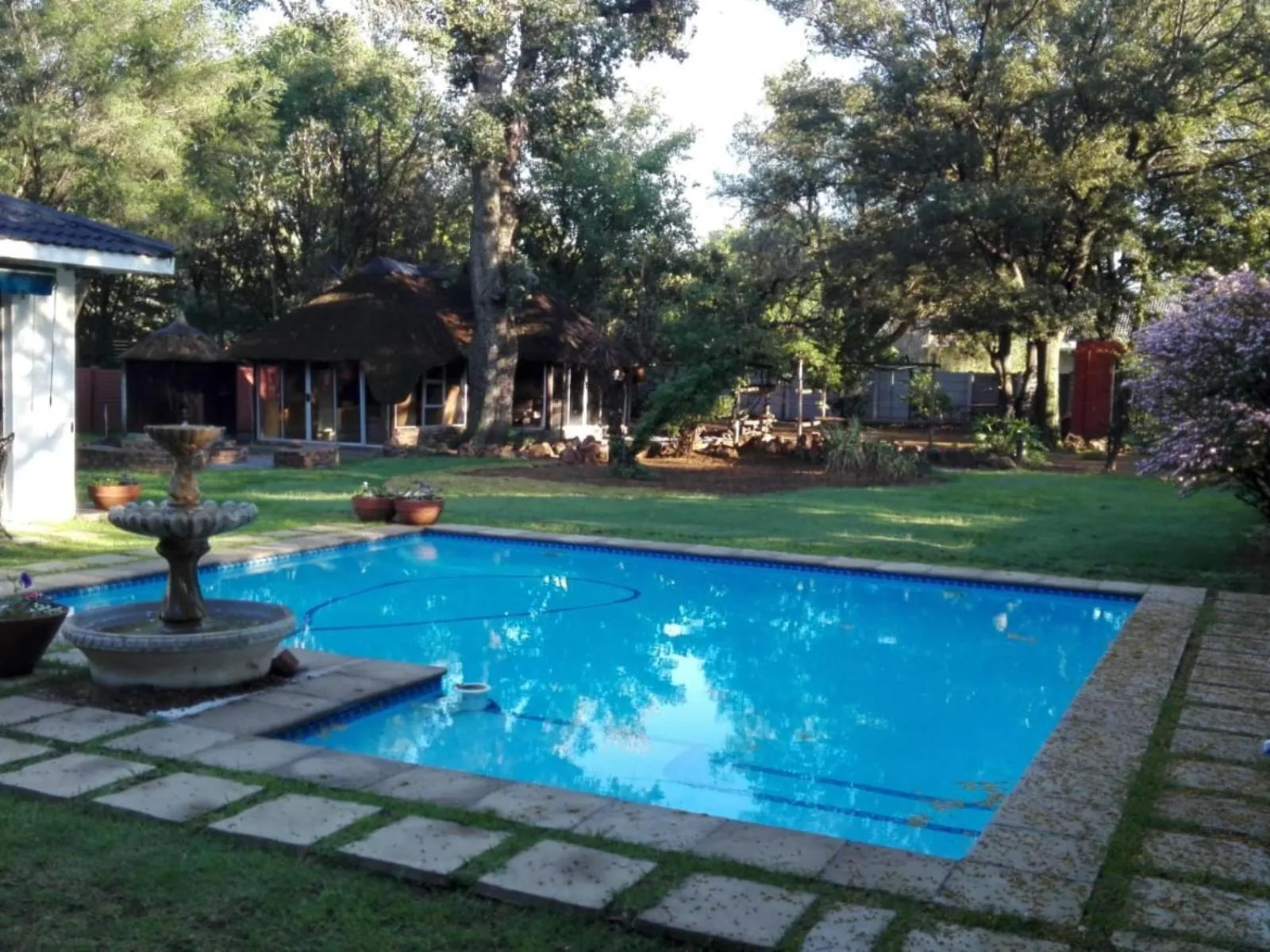 Swimming pool in Azrielle Guesthouse