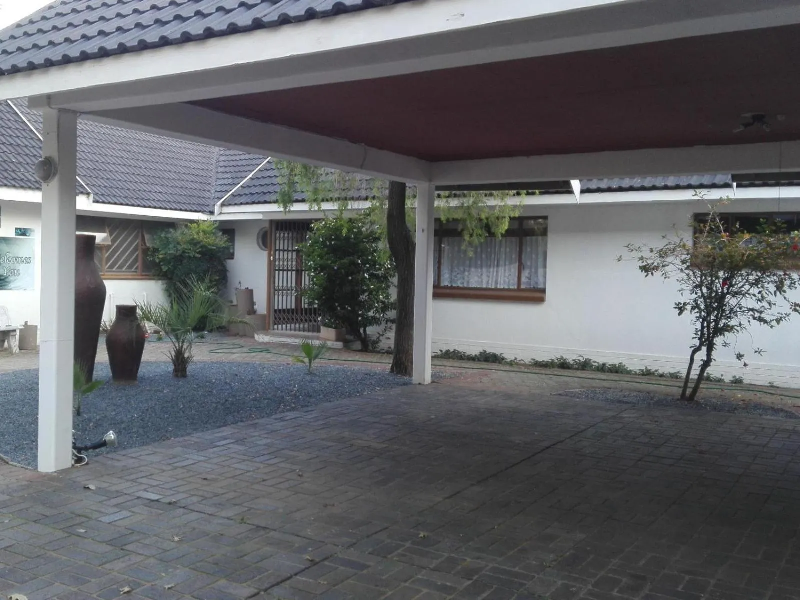 Facade/entrance in Azrielle Guesthouse