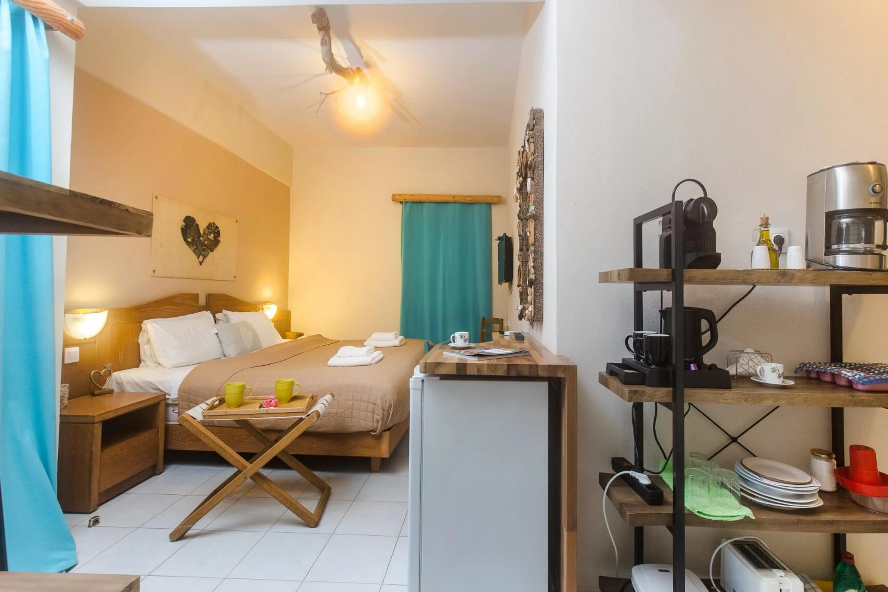 Bed in Arodamos Studios & Apts