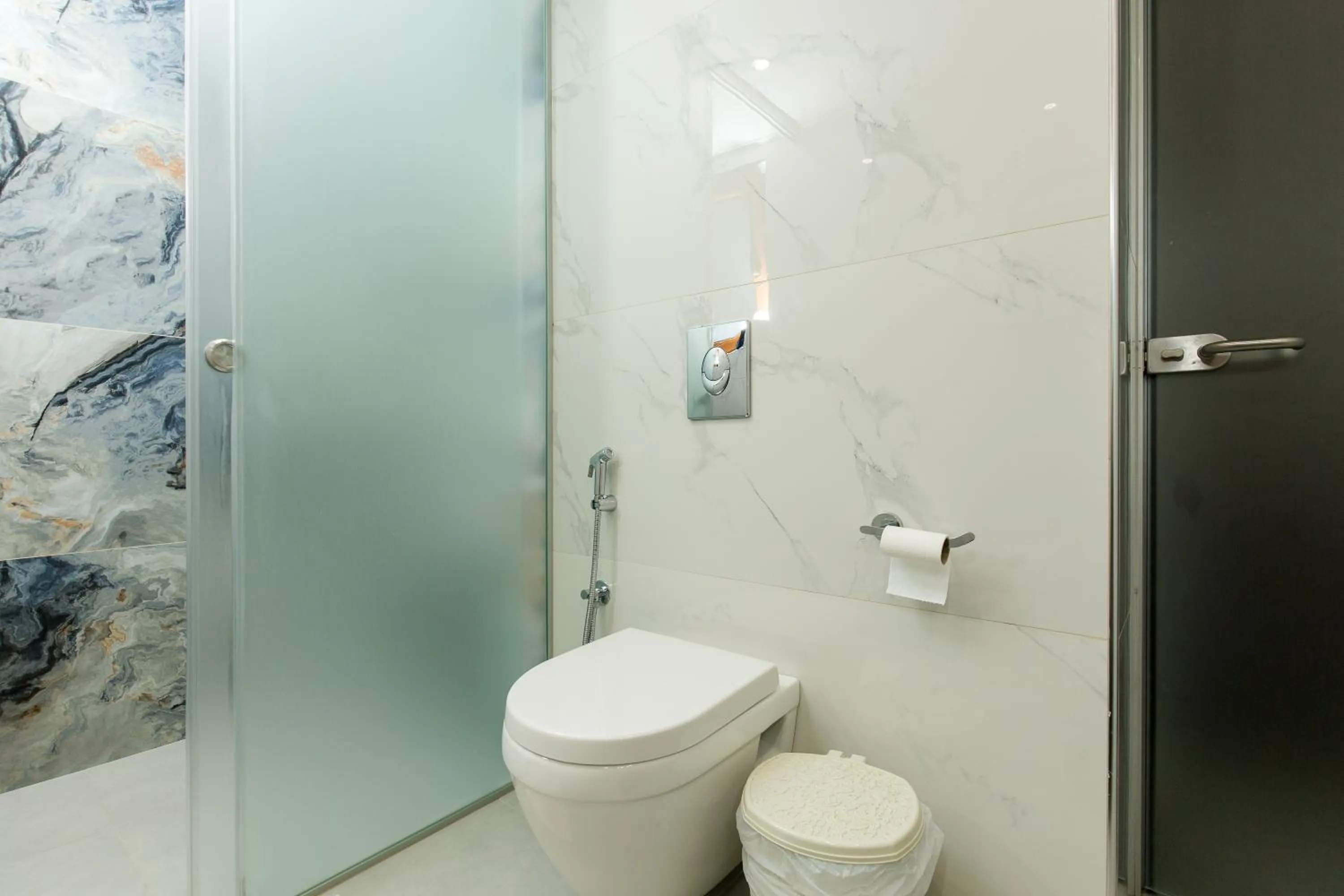 Shower in Arodamos Studios & Apts