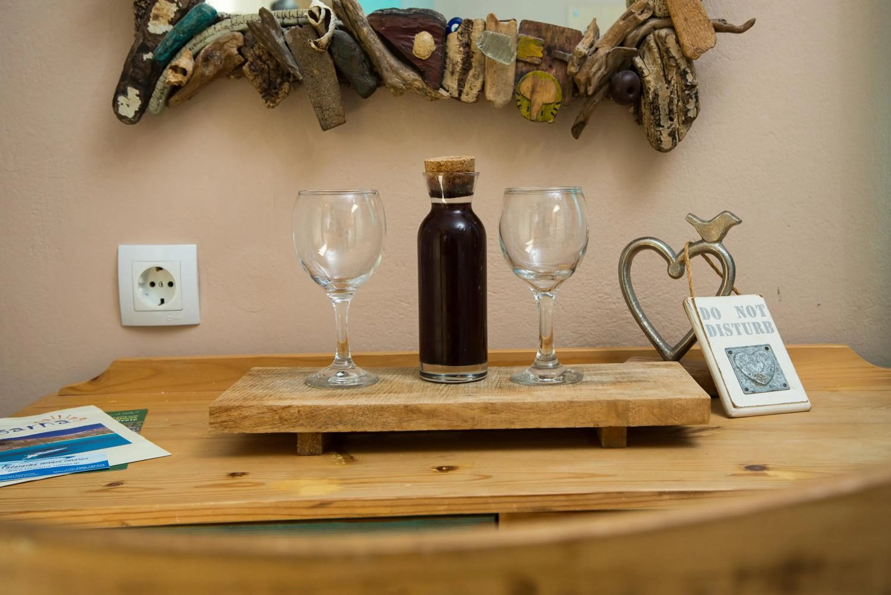 Drinks in Arodamos Studios & Apts