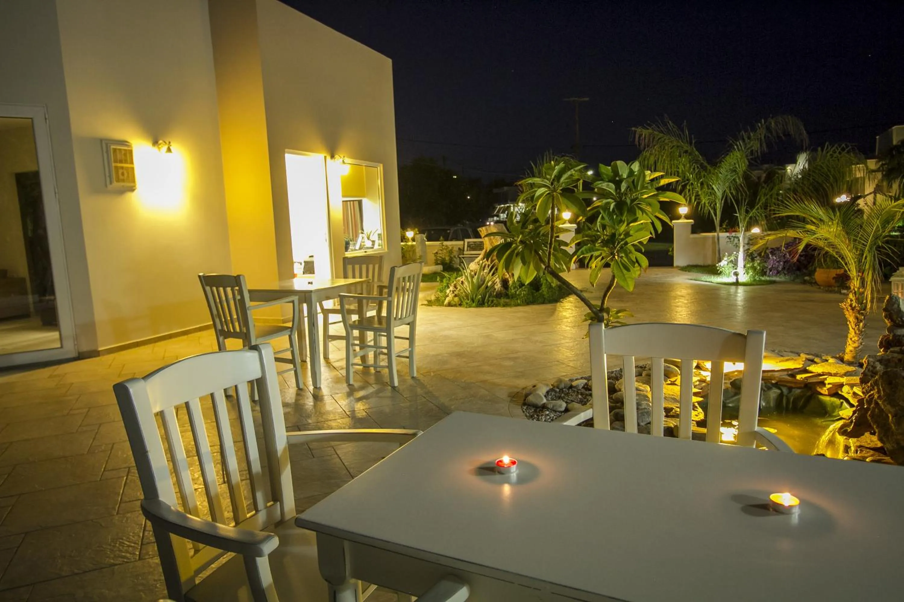 Patio in Arodamos Studios & Apts