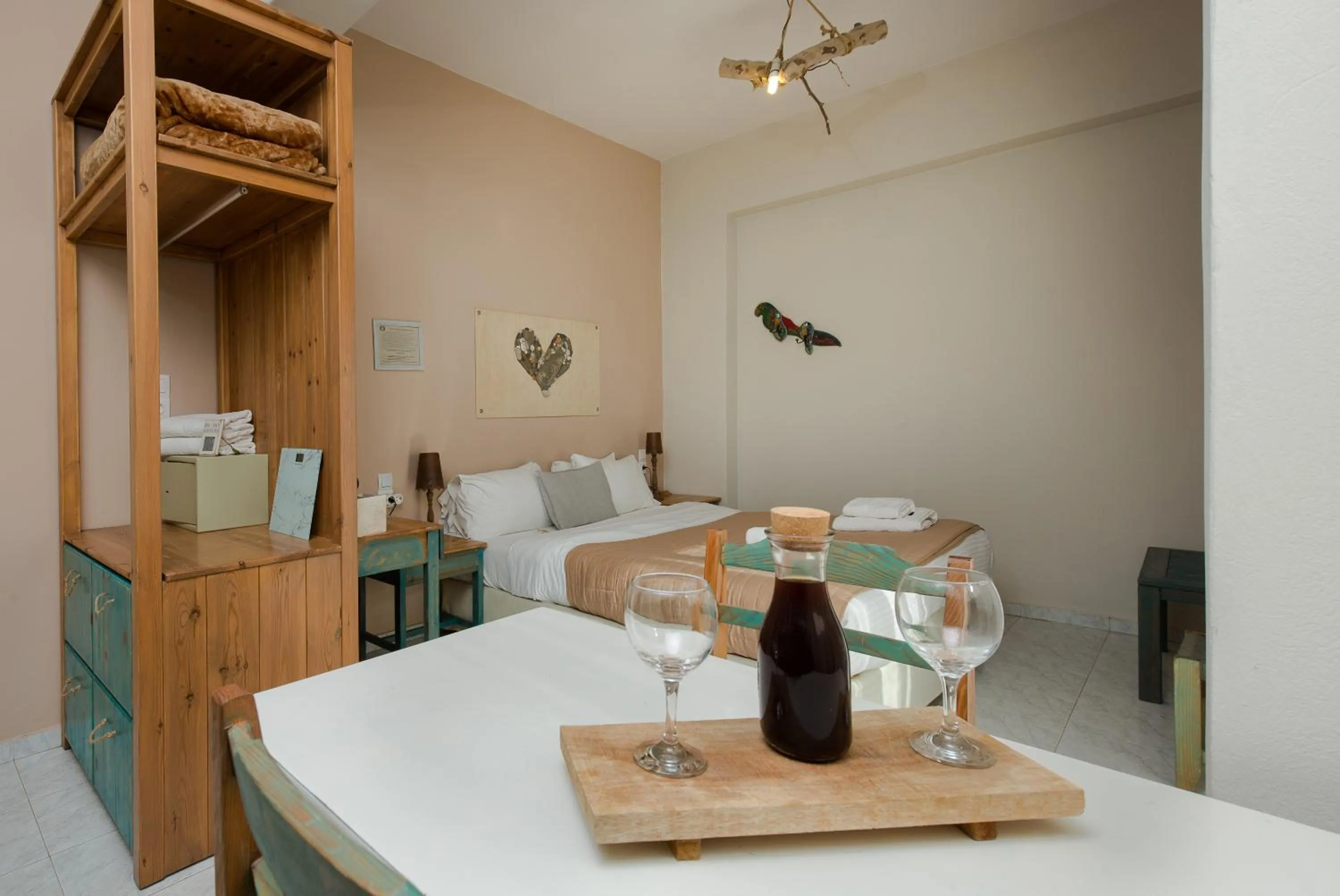 Bed in Arodamos Studios & Apts