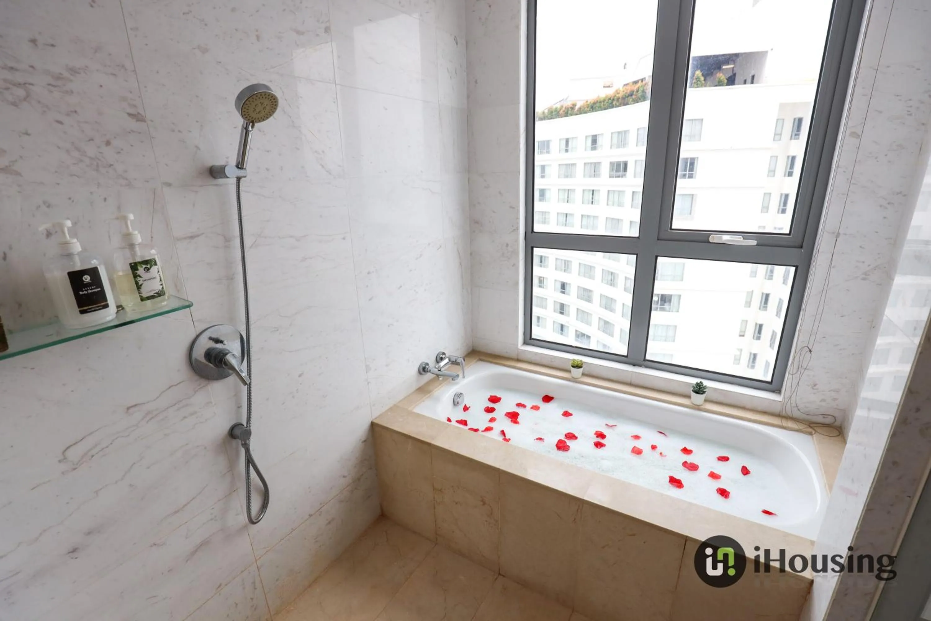 Bed in Silverscape Deluxe Melaka by I Housing