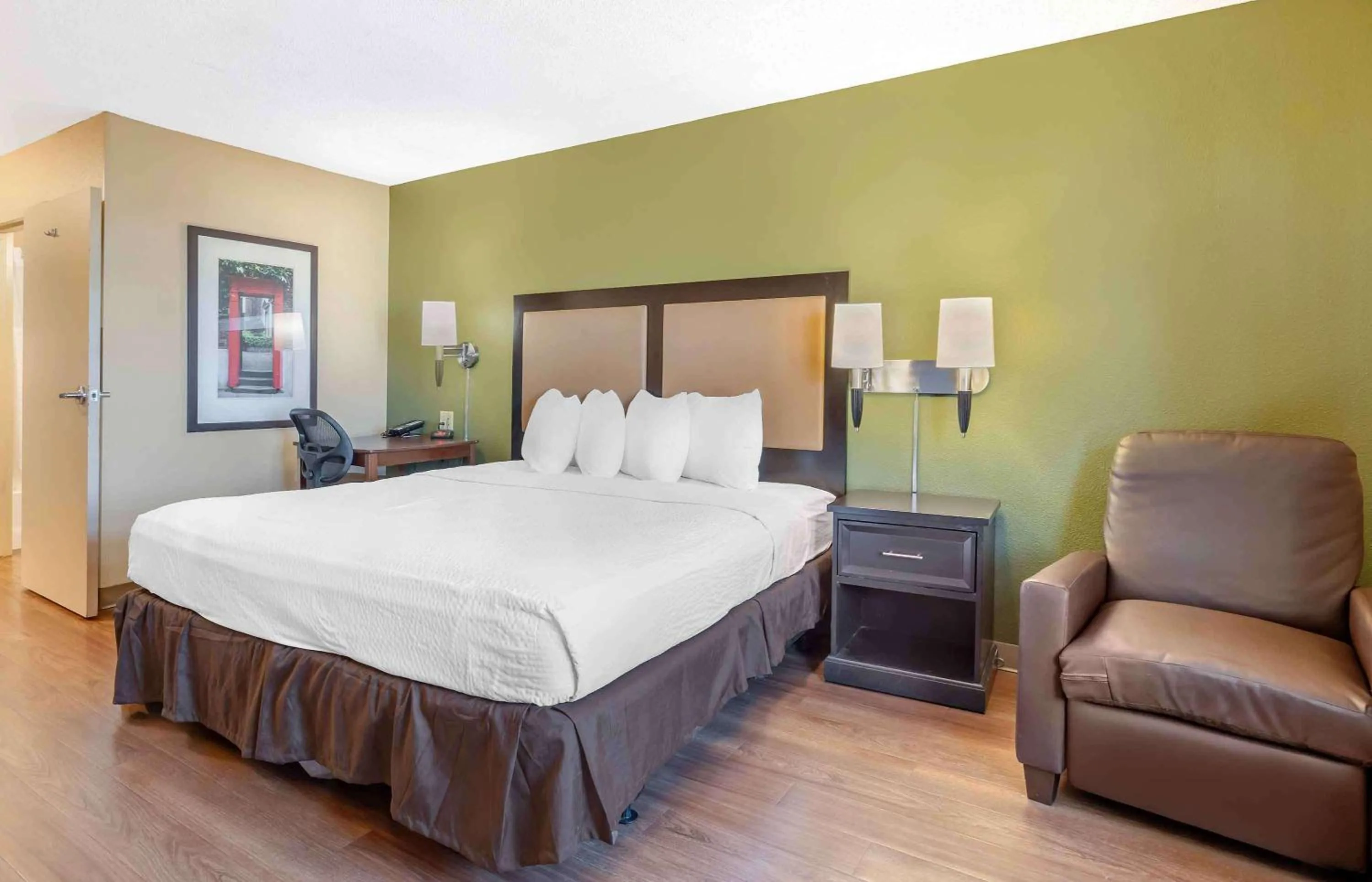 Bedroom in Extended Stay America Suites - Oakland - Emeryville