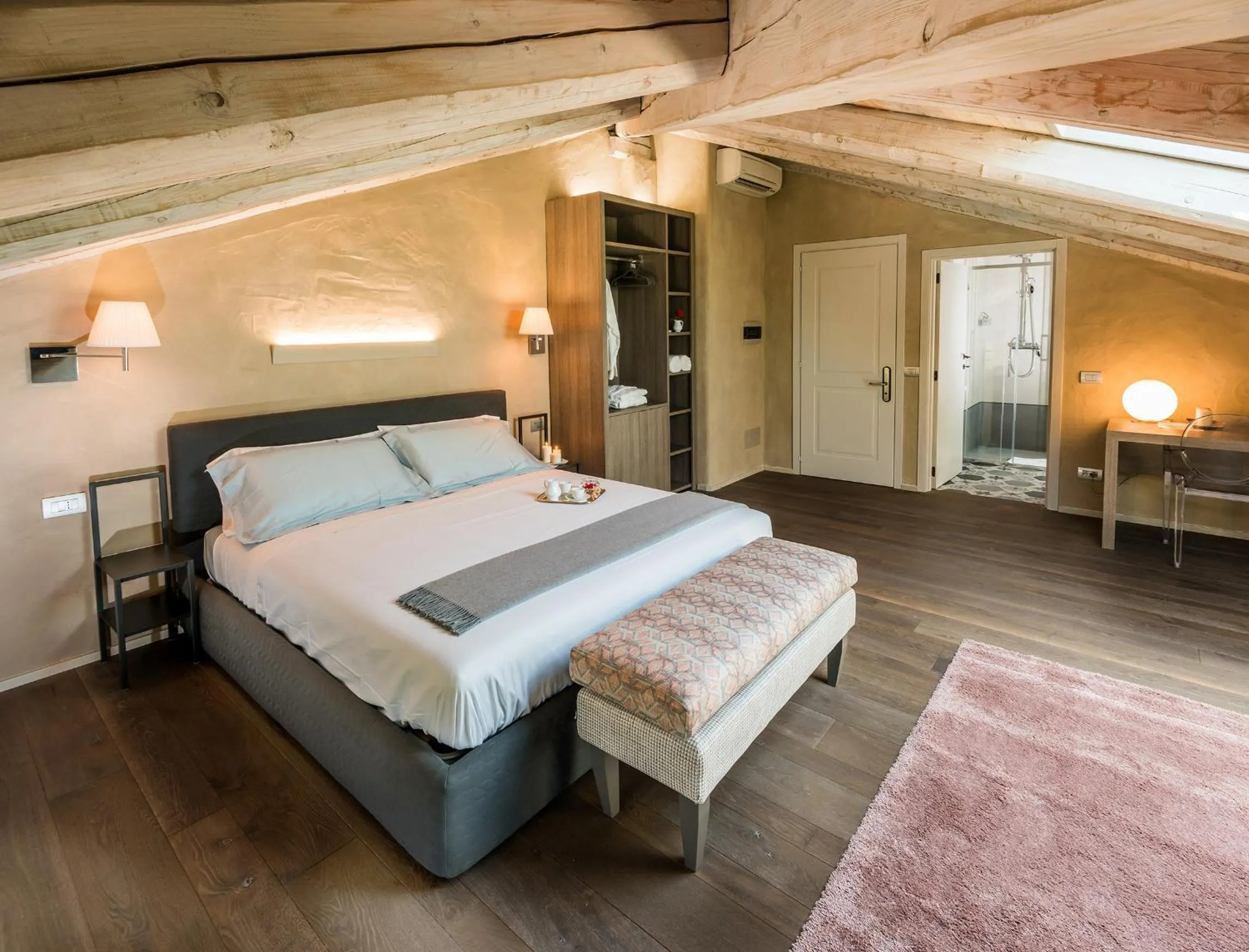 Photo of the whole room, Bed in La Civignola