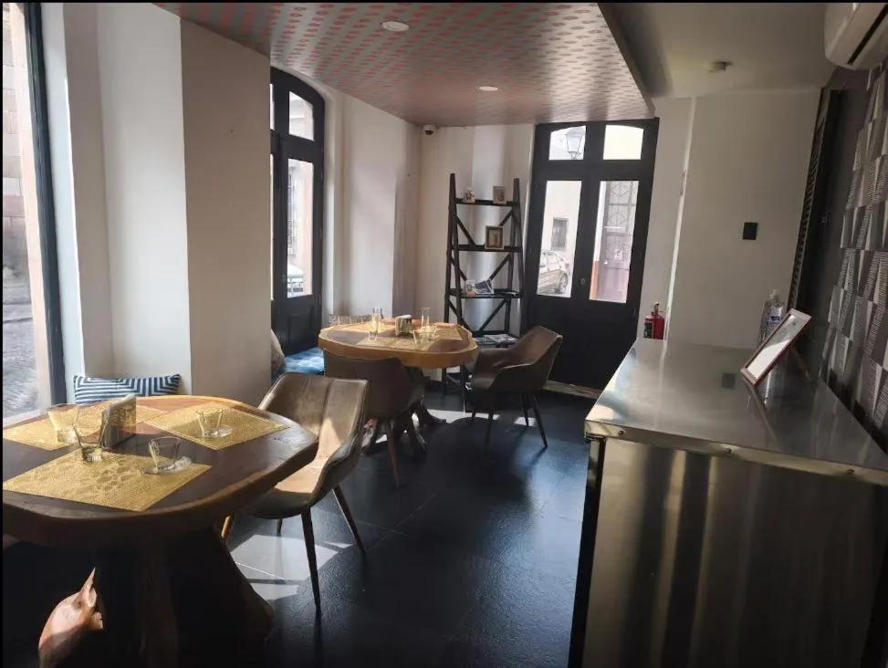 Restaurant/places to eat in La Casona Que Encanta antes The Andy Hotel