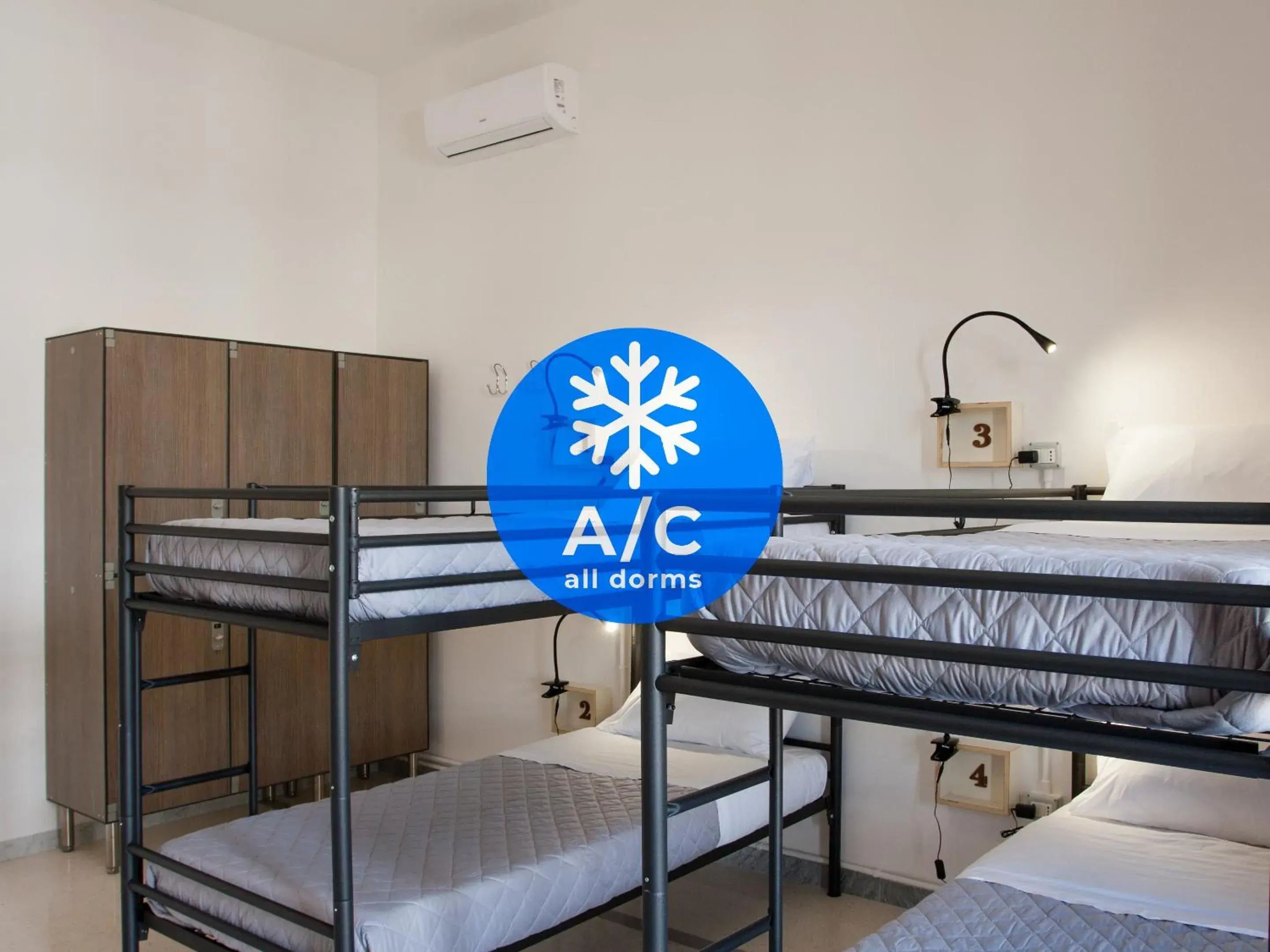 Bedroom, Bed in Lobby Collective Hostel - Lecce Bedroom, Bed in Lobby Collective Hostel - Lecce