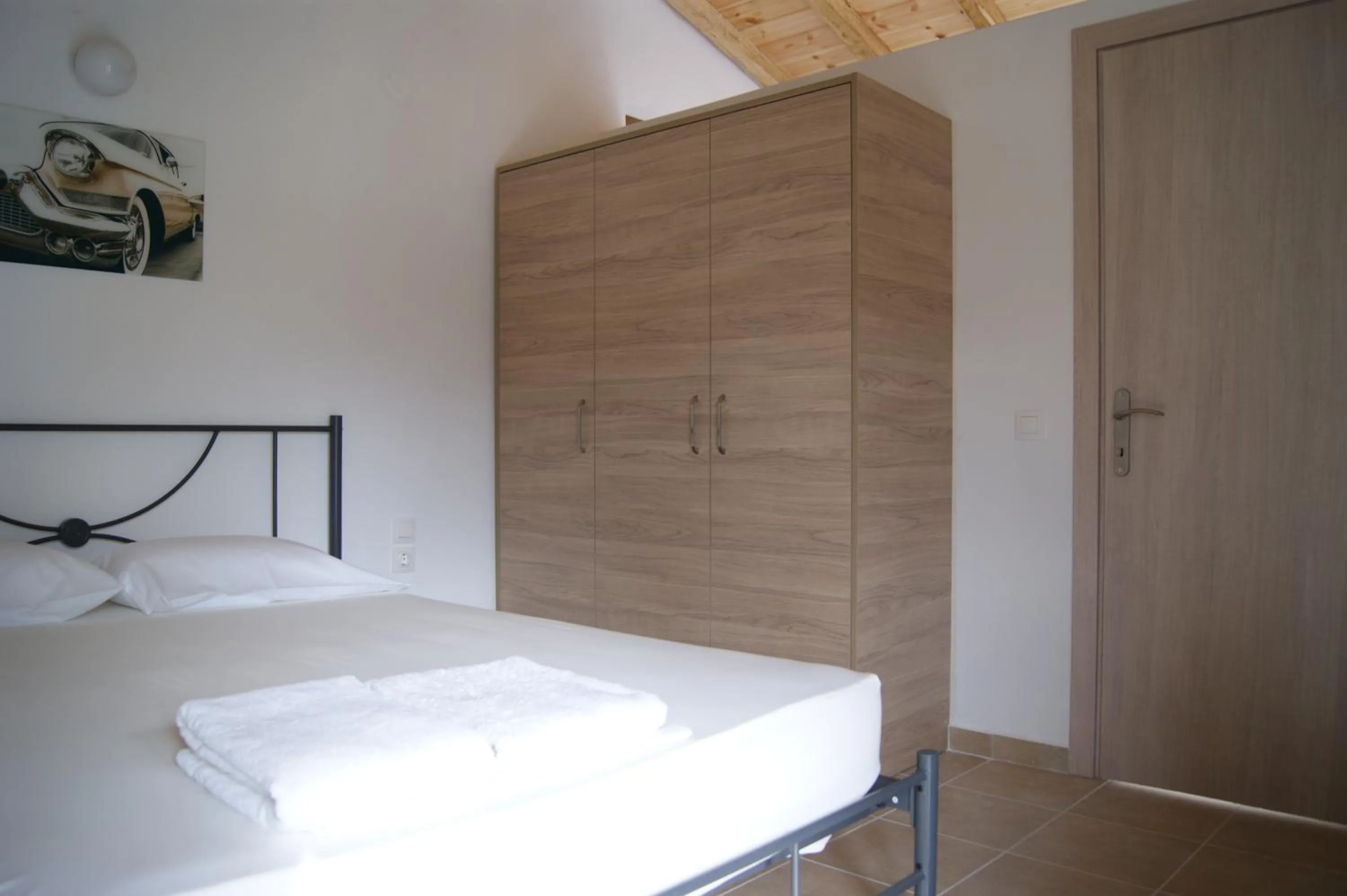 Bed in Villa Elpiniki