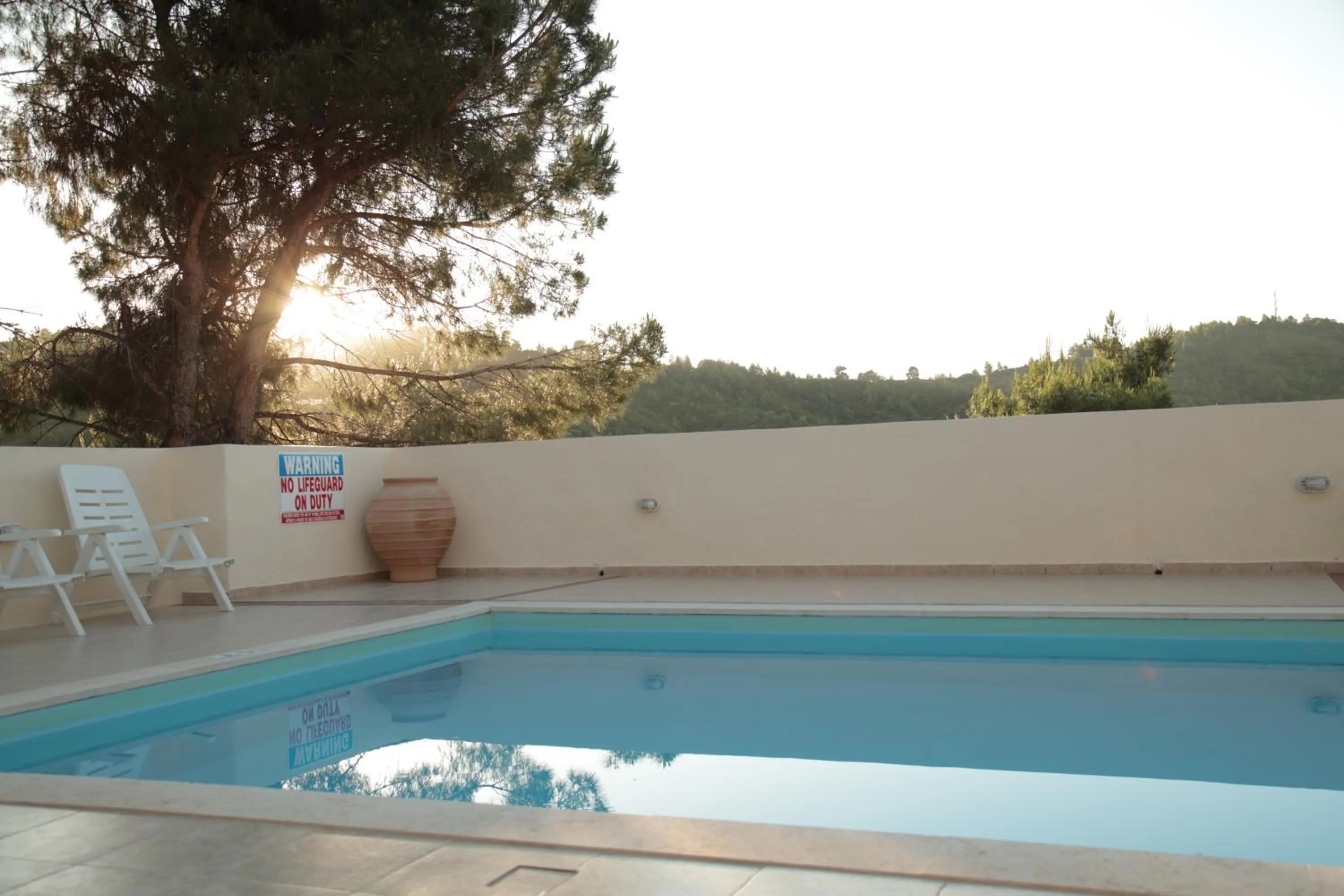 Swimming pool in Villa Elpiniki
