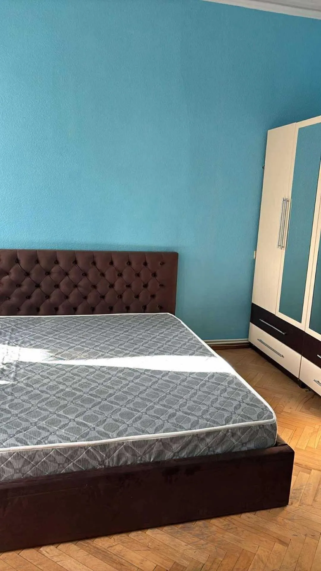 Bedroom, Bed in Gold District Apartment