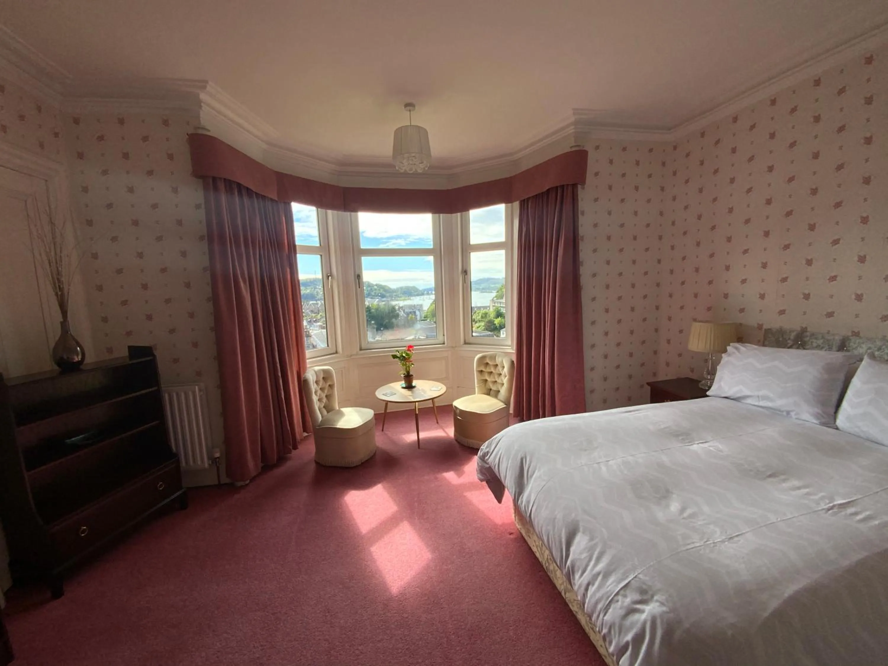 Bed in Dunrigh Guest House