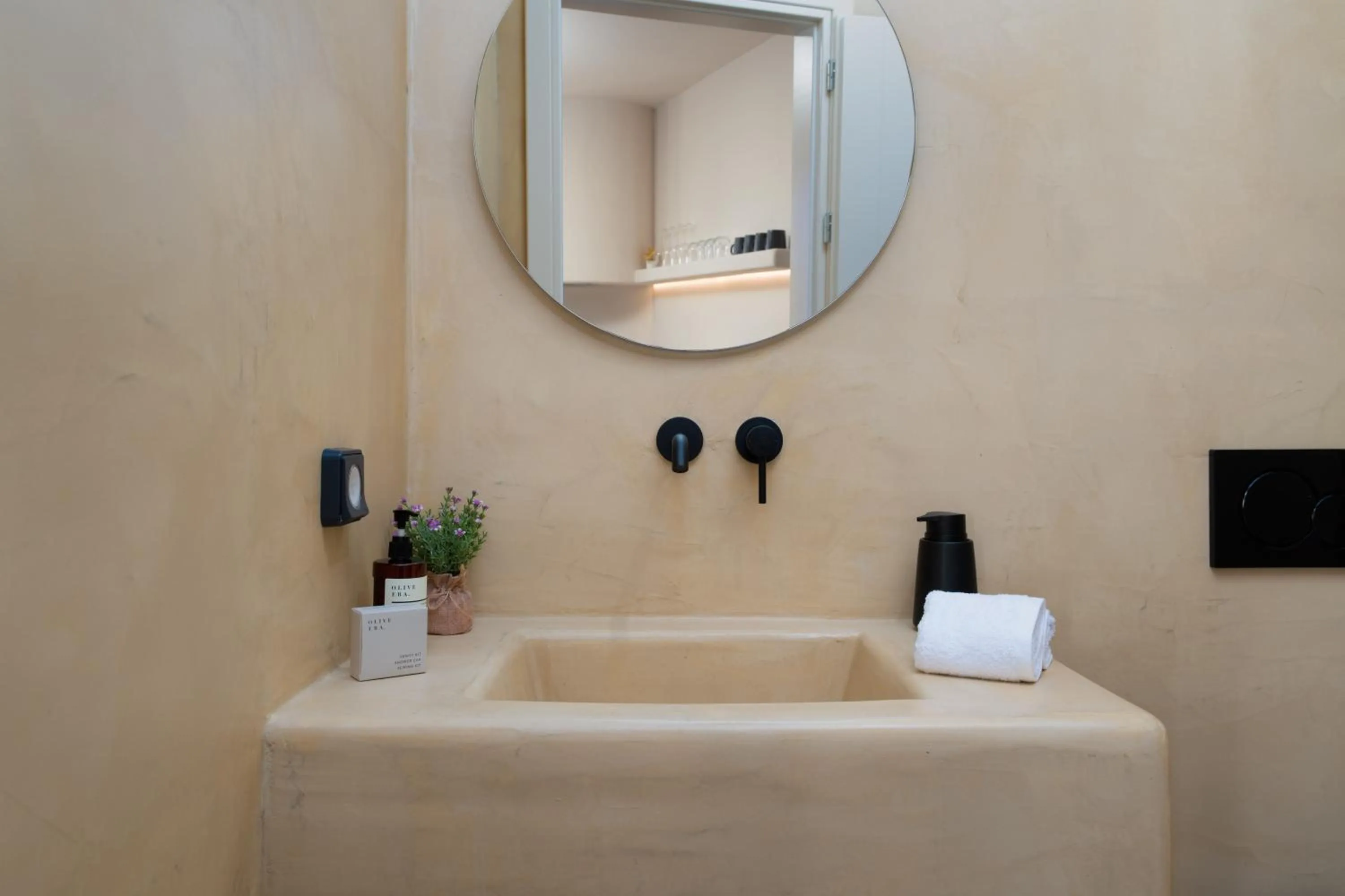 Bathroom in White Orchid Boutique Apartments