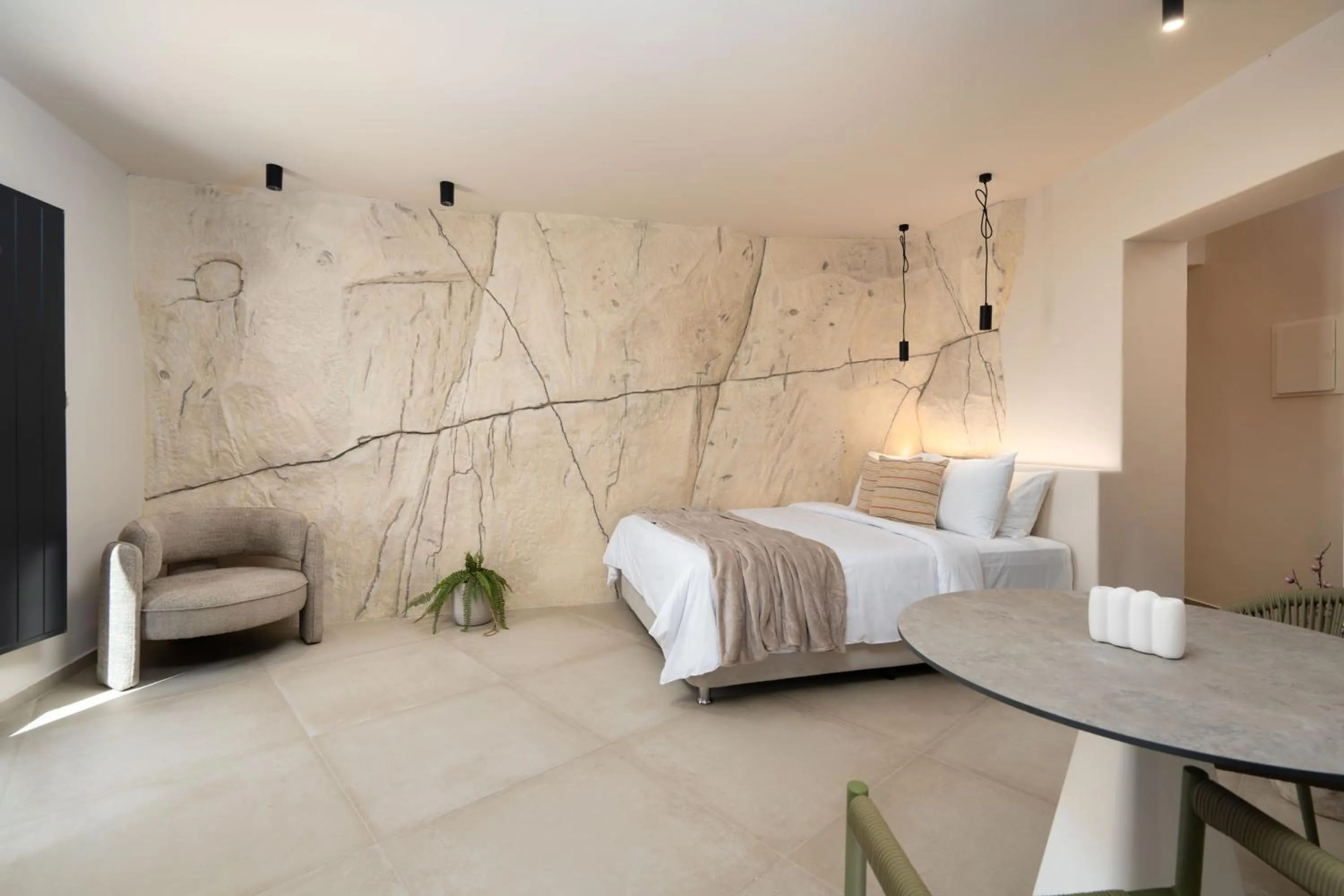 Bed in White Orchid Boutique Apartments