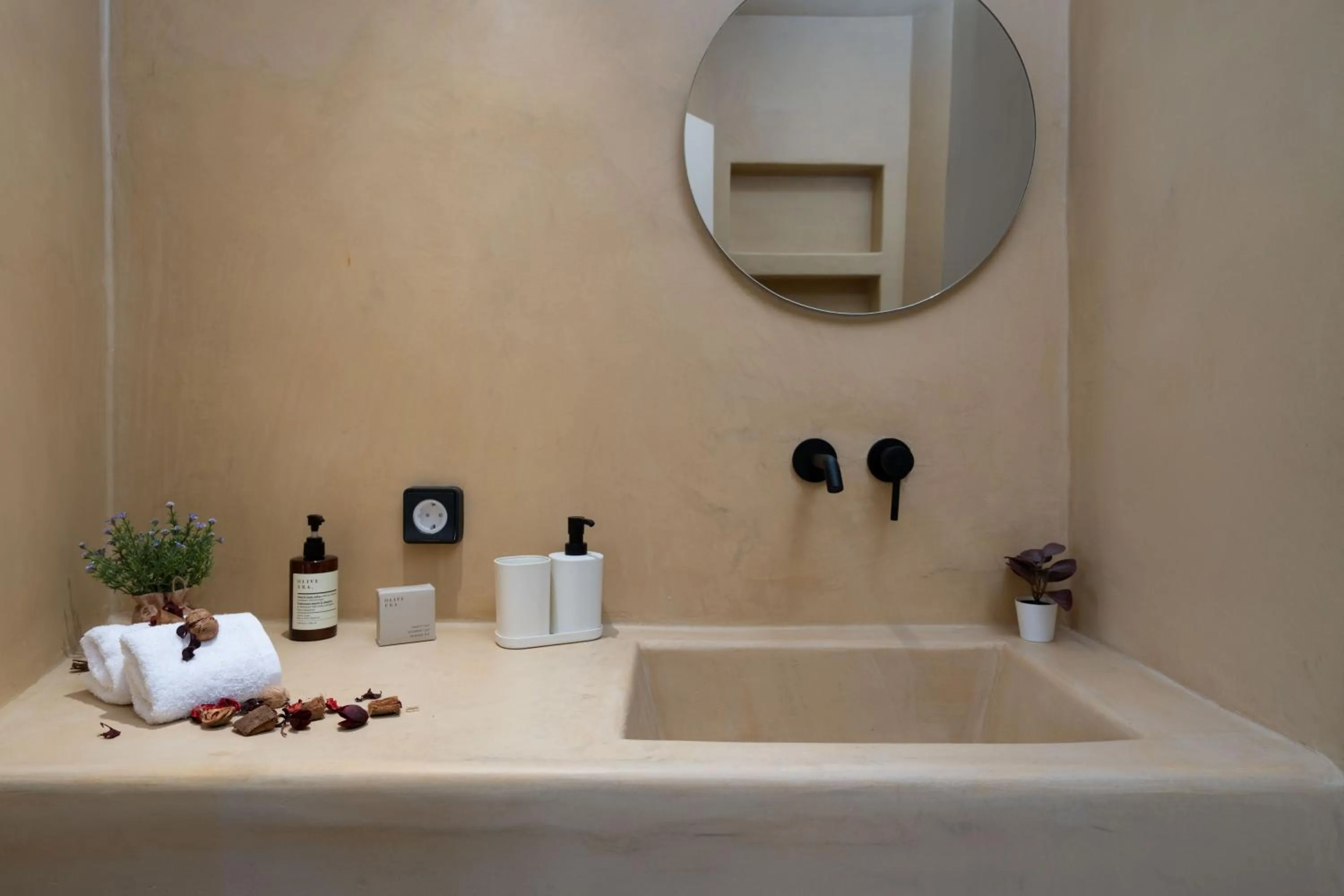 Bathroom in White Orchid Boutique Apartments