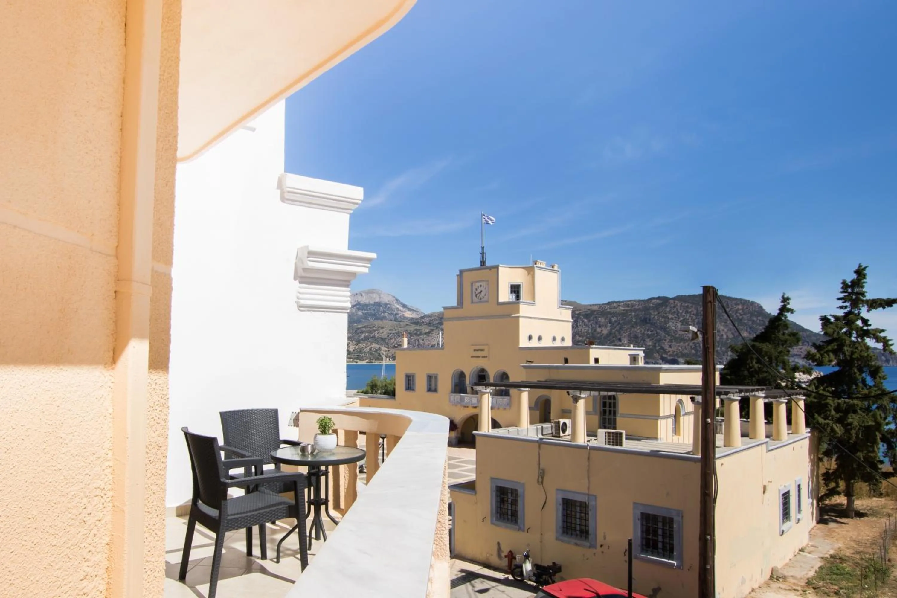 Porfyris Studios and Apartments