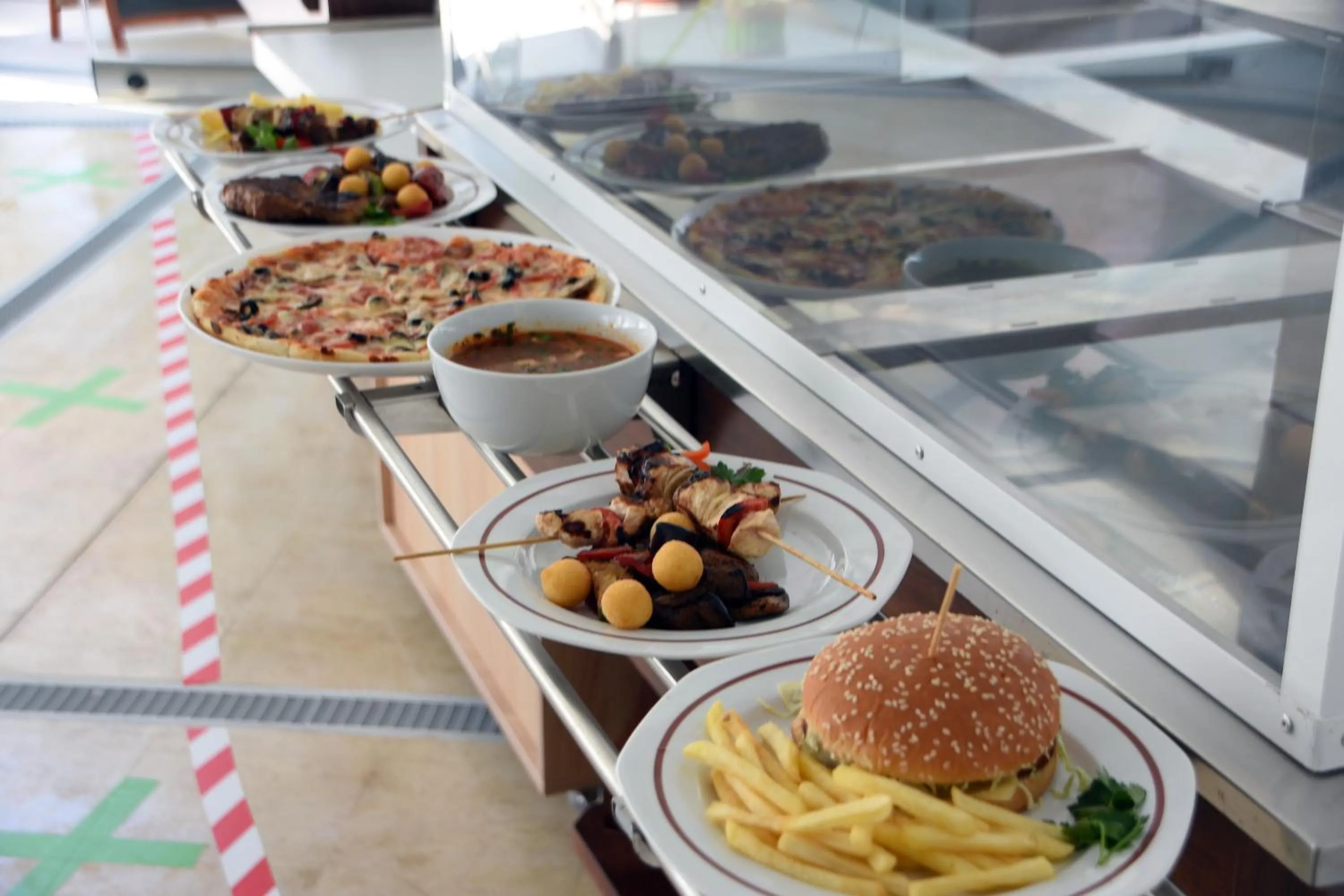 Restaurant/places to eat in Hotel Fortuna