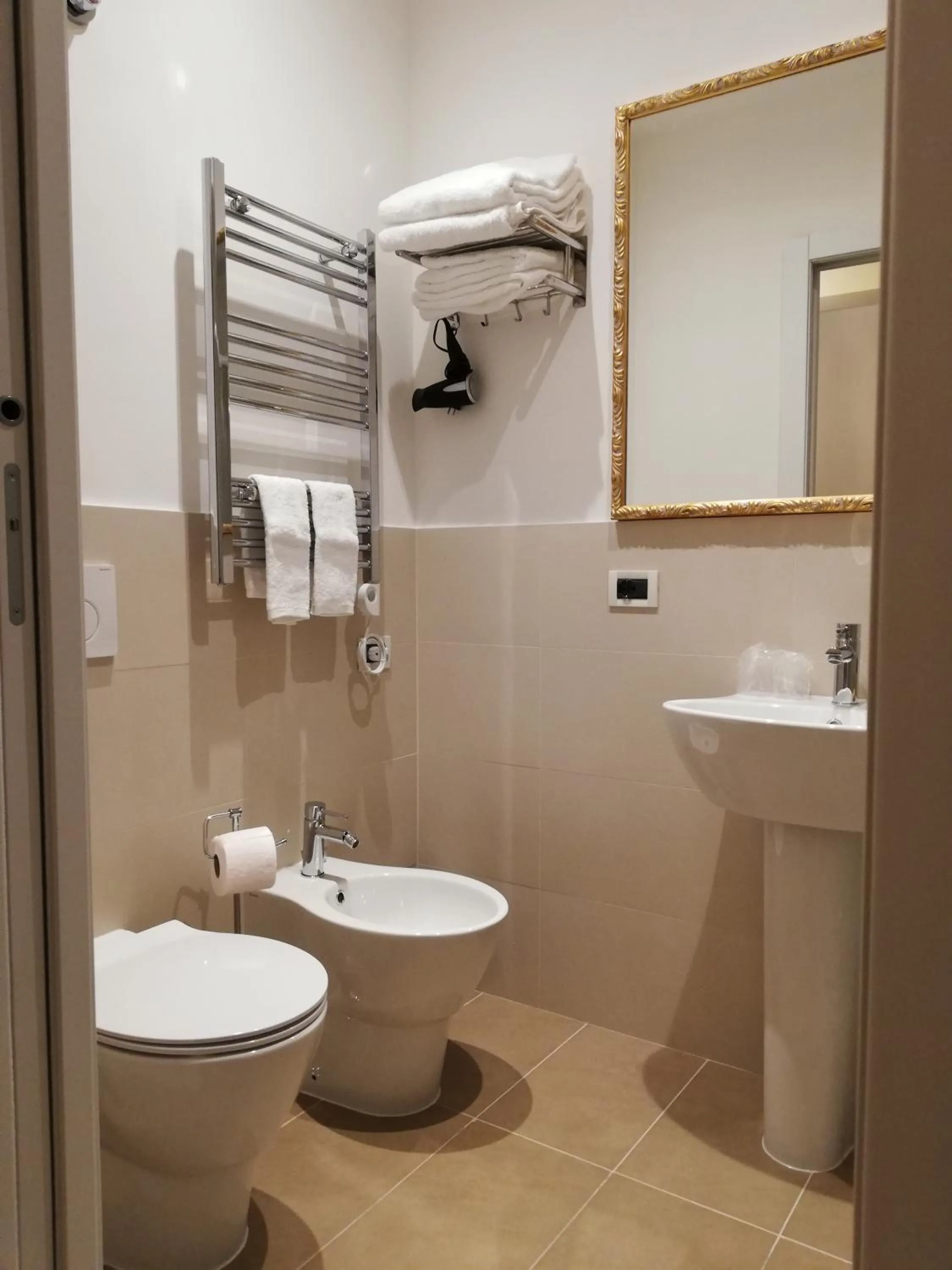 Shower in DreaMilan B&B