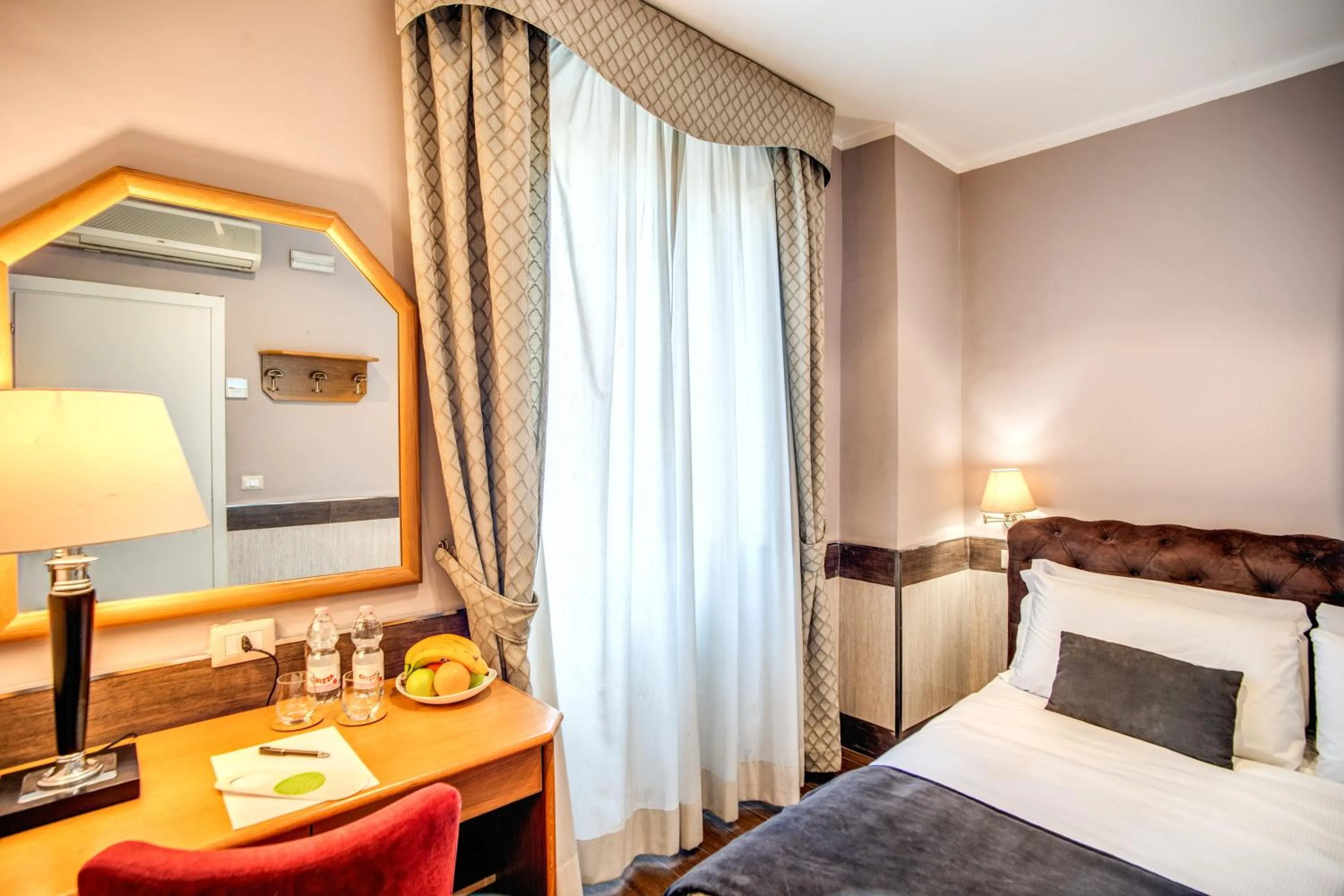 Bedroom, Bed in Hotel San Valentino