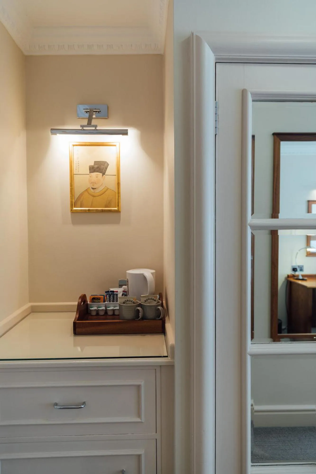 Coffee/tea facilities in The Woburn