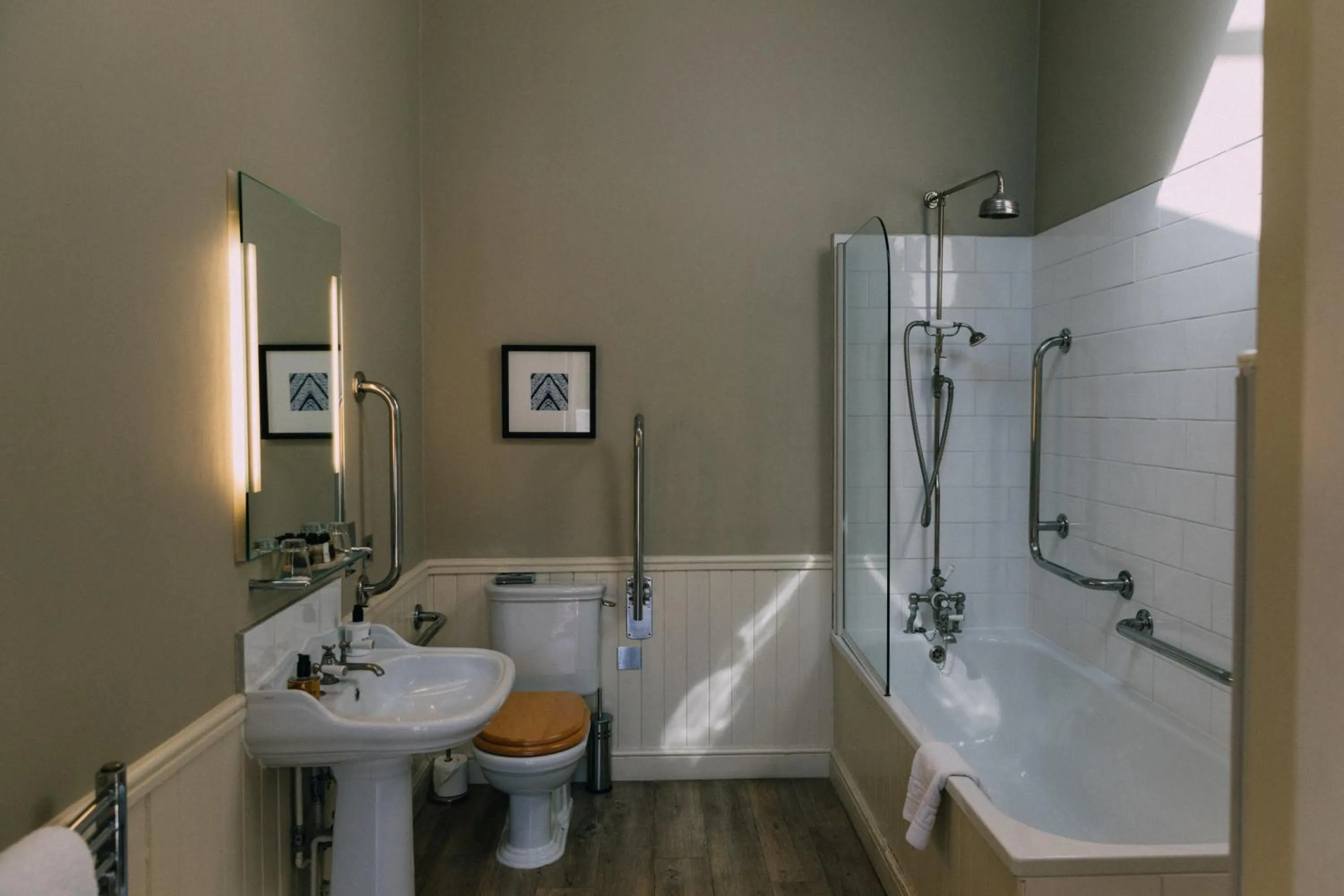 Toilet in The Woburn