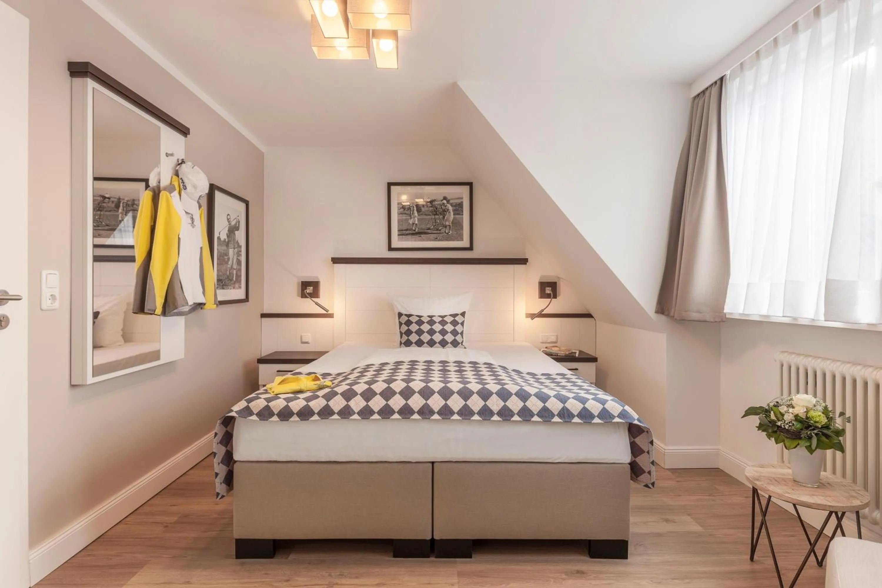 Photo of the whole room, Bed in Strandgrün Golf- & Spa Resort