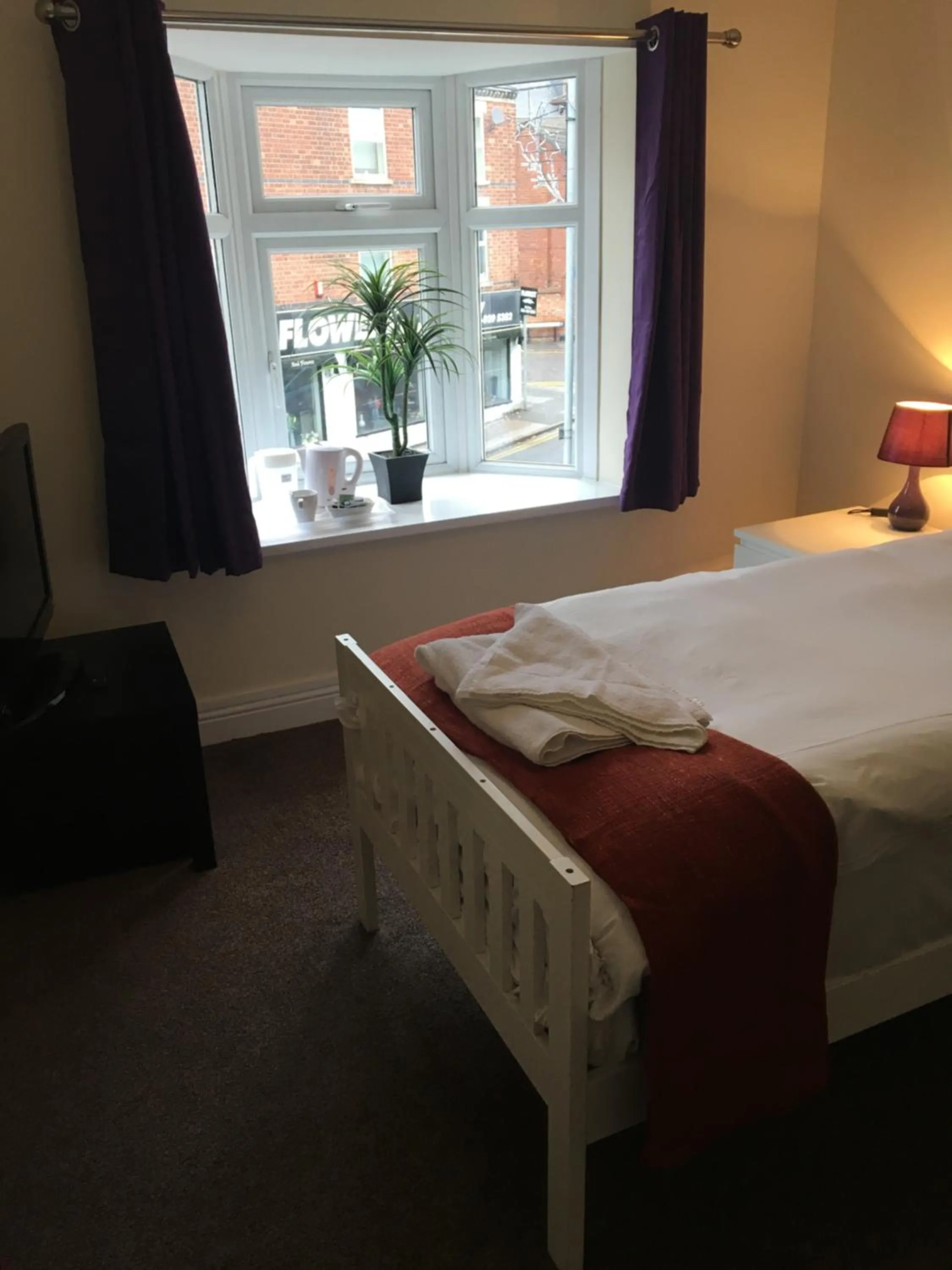 Bed in The Horse and Jockey