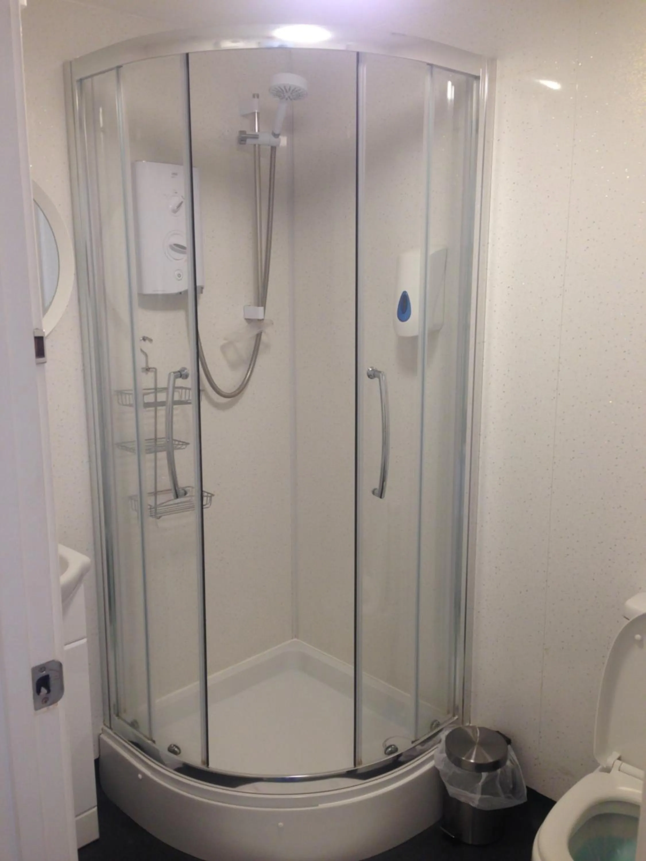 Bathroom in The Horse and Jockey